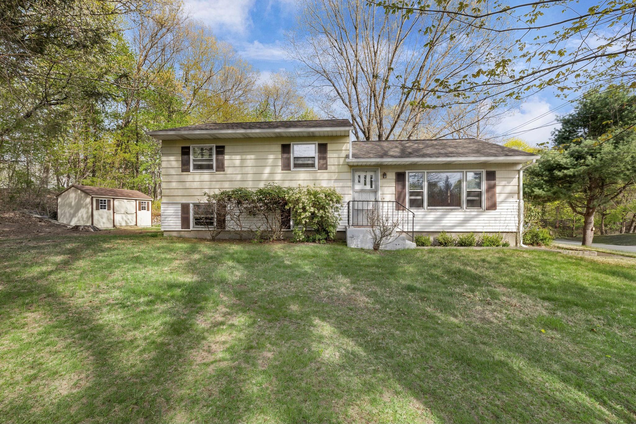 #1 photo, 43 Rose Place, Central Valley , NY 10917