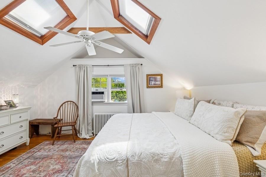 #10 photo, 3320 Oregon Road, Mattituck , NY 11952