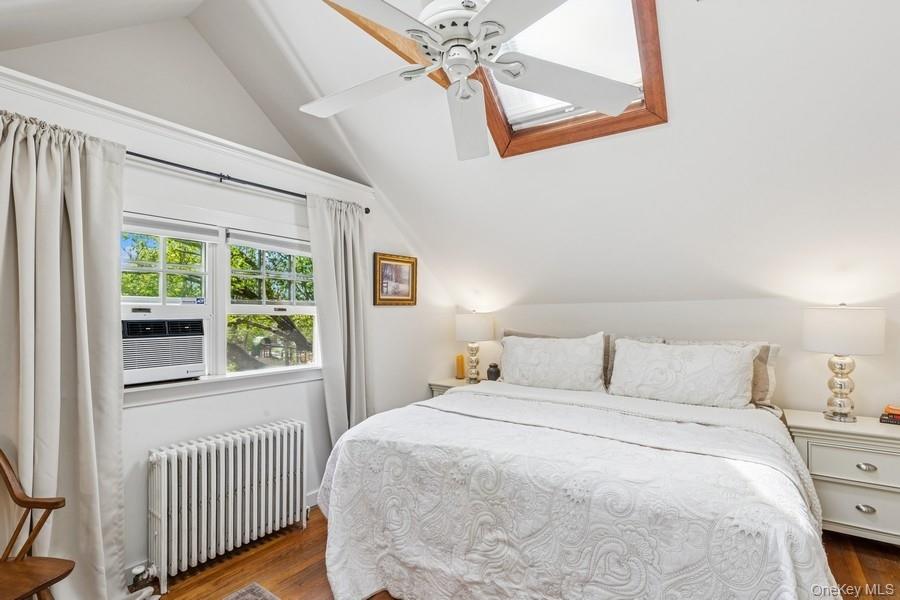 #11 photo, 3320 Oregon Road, Mattituck , NY 11952