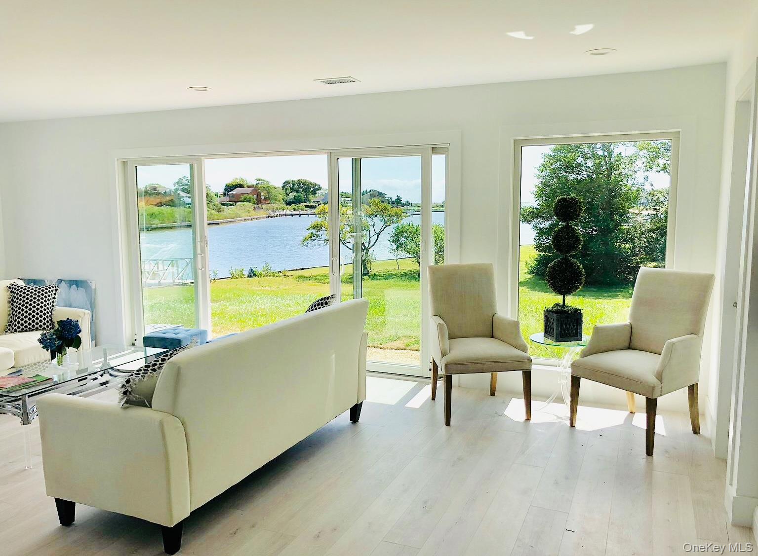 #7 photo, 23 Nautilus Drive, サフォーク郡 Hampton Bays , NY 11946