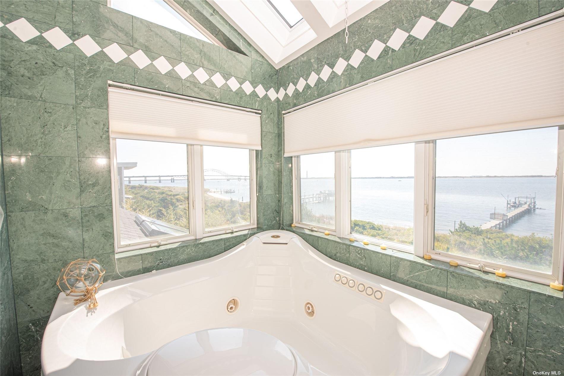 #8 photo, 78 Hawser Drive, サフォーク郡 Oak Beach , NY 11702