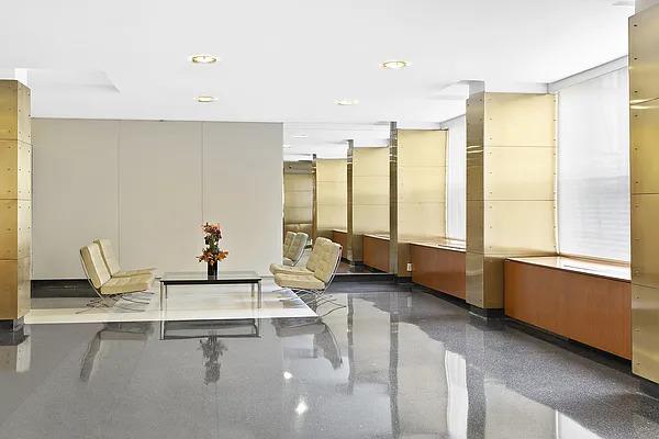 #10 photo, 305 E 24TH Street, マンハッタン Kips Bay , NY 10010