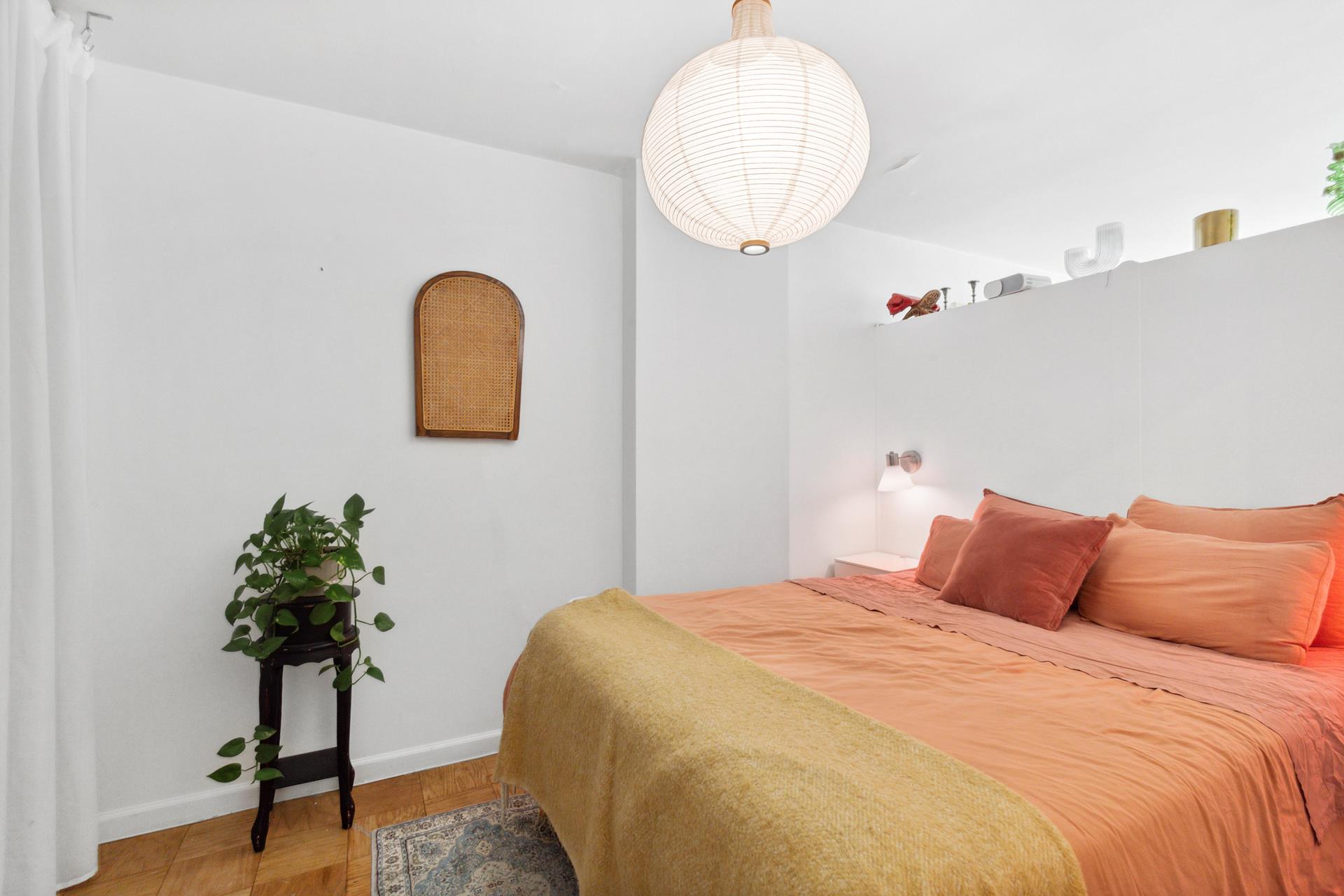 #6 photo, 305 E 24TH Street, マンハッタン Kips Bay , NY 10010