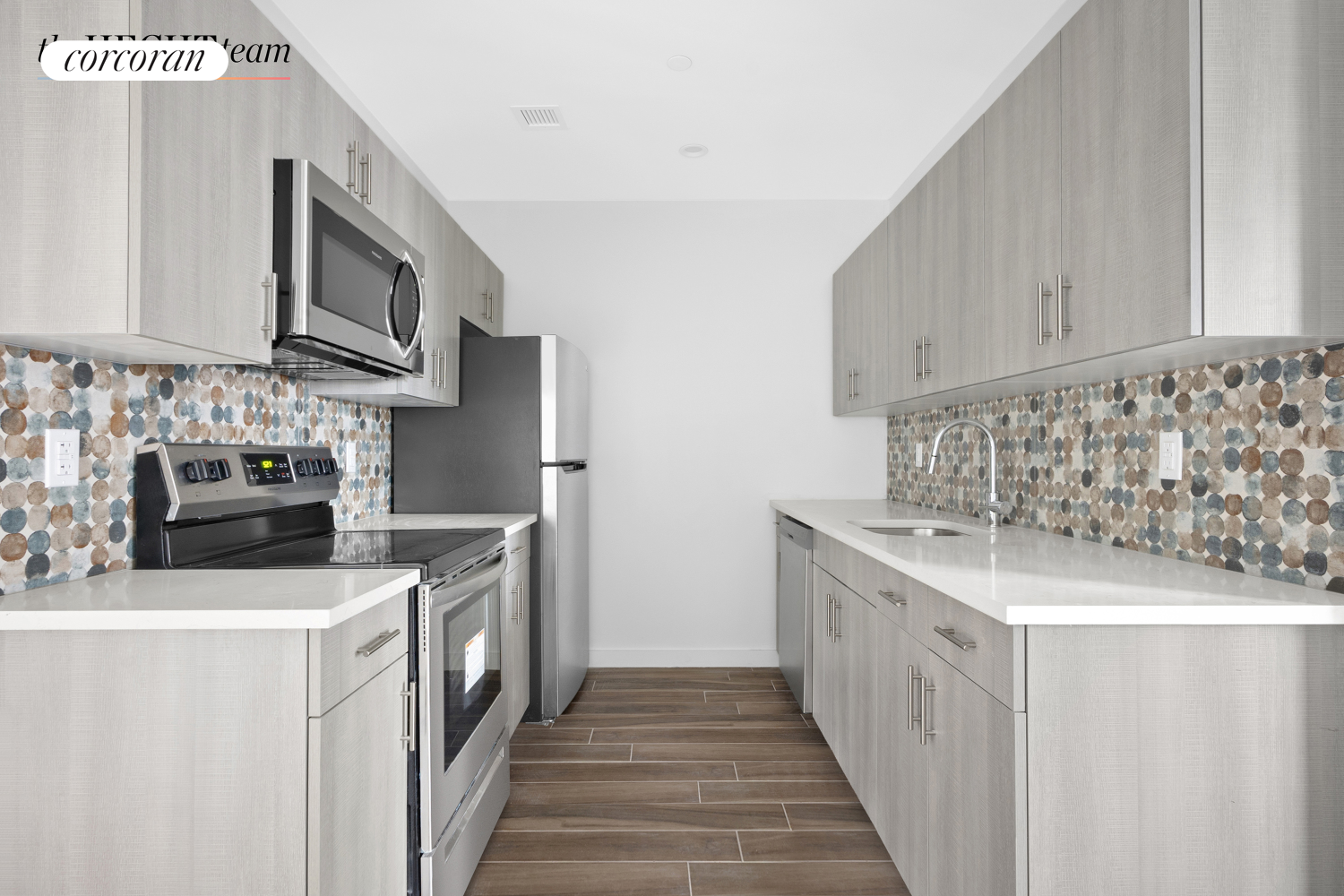 #1 photo, 906 E NEW YORK Avenue, East Flatbush , NY 11203