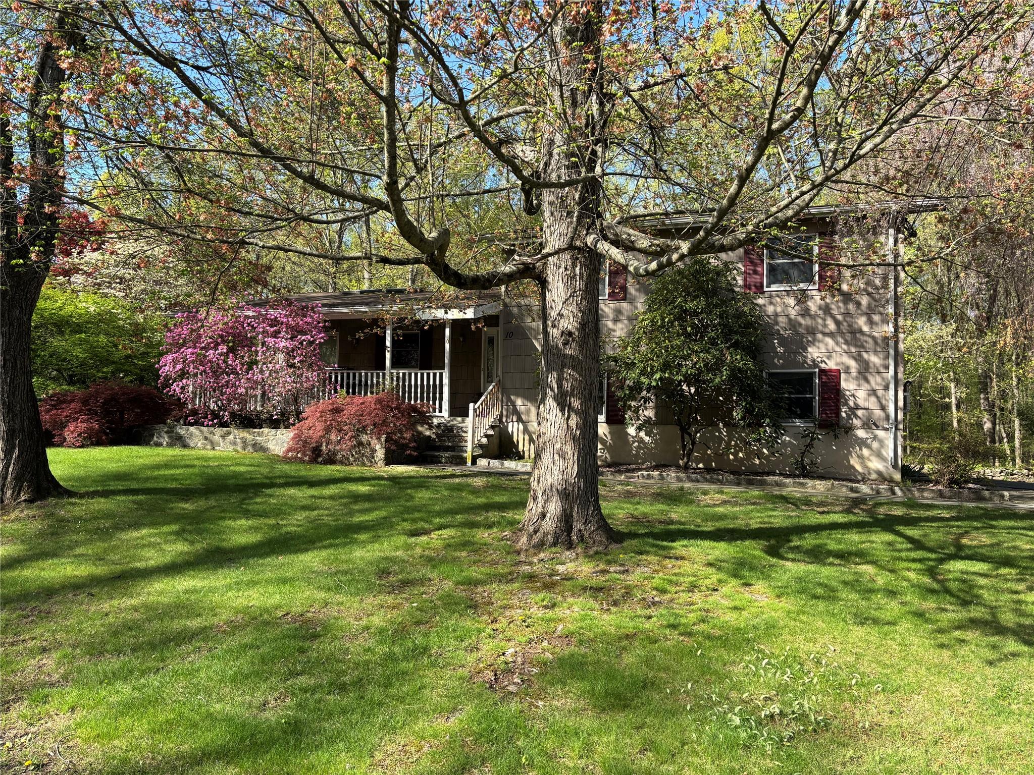 #1 photo, 10 Fox Hill Road, Wappingers Falls , NY 12590
