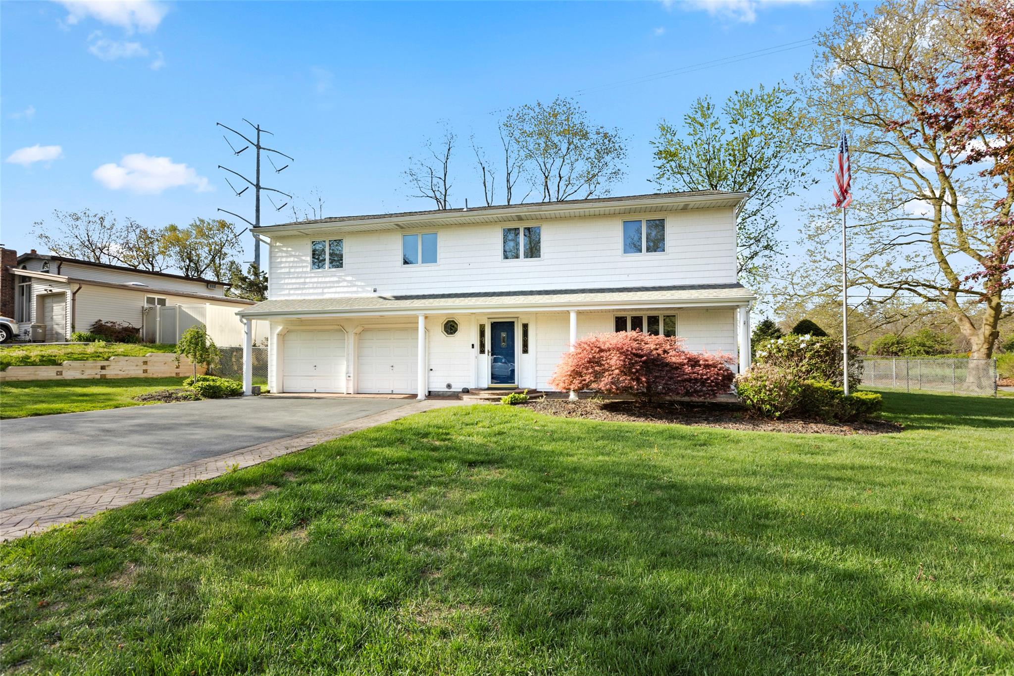 #1 photo, 42 Sioux Drive, Commack , NY 11725