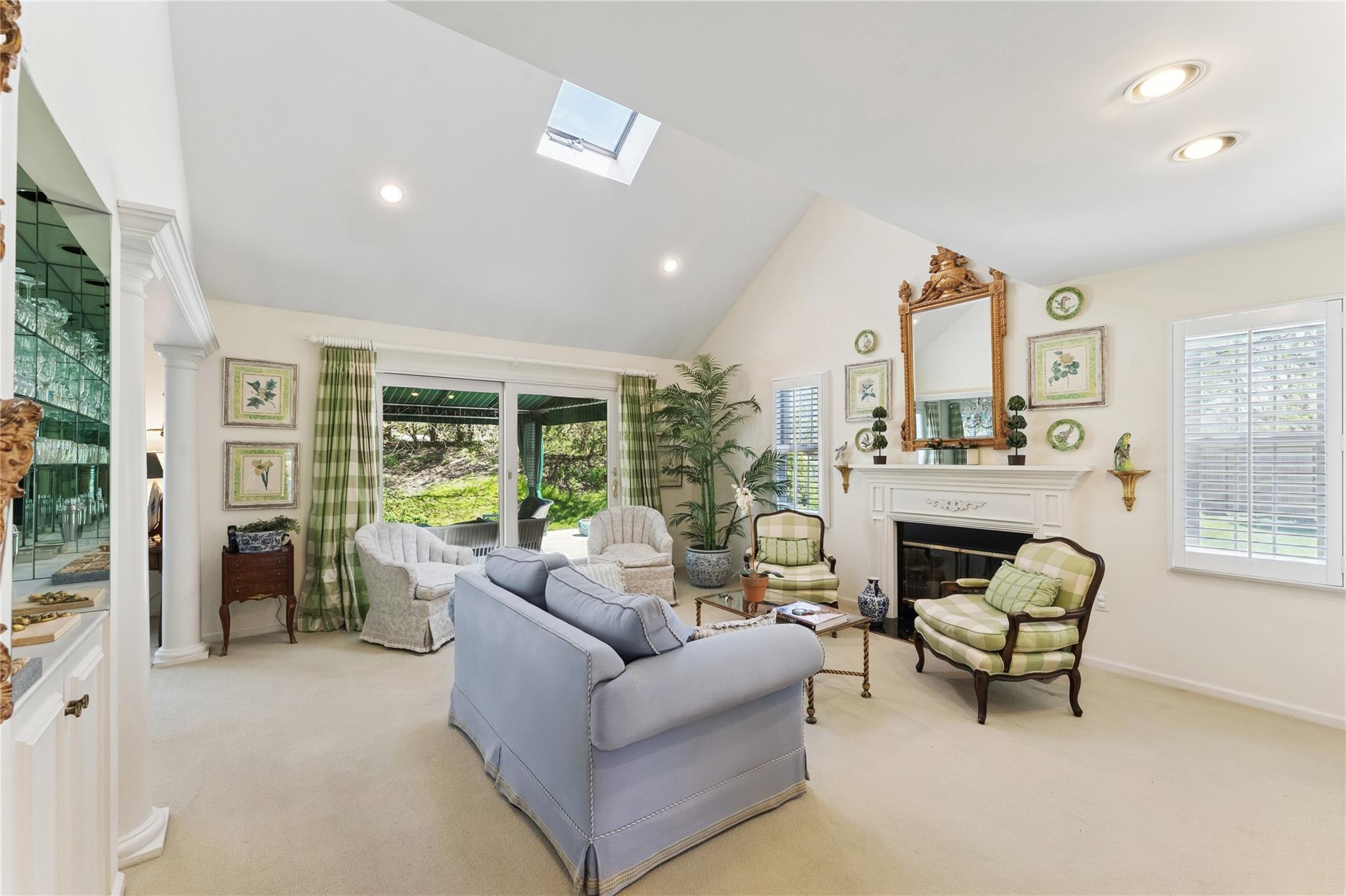 #4 photo, 30 Brittany Lane, サフォーク郡 Westhampton Beach , NY 11978