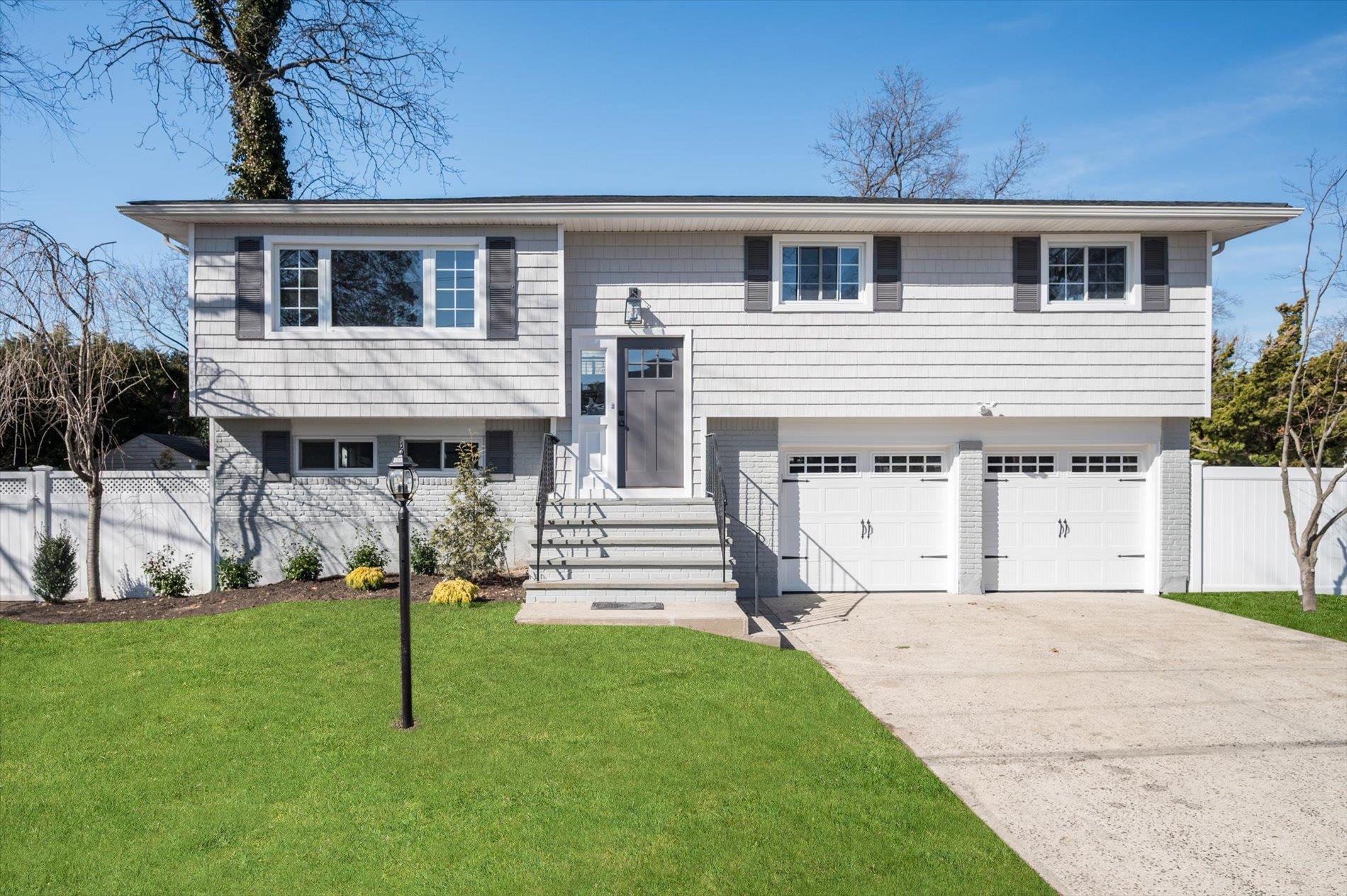 #1 photo, 1806 Monroe Avenue, Seaford , NY 11783