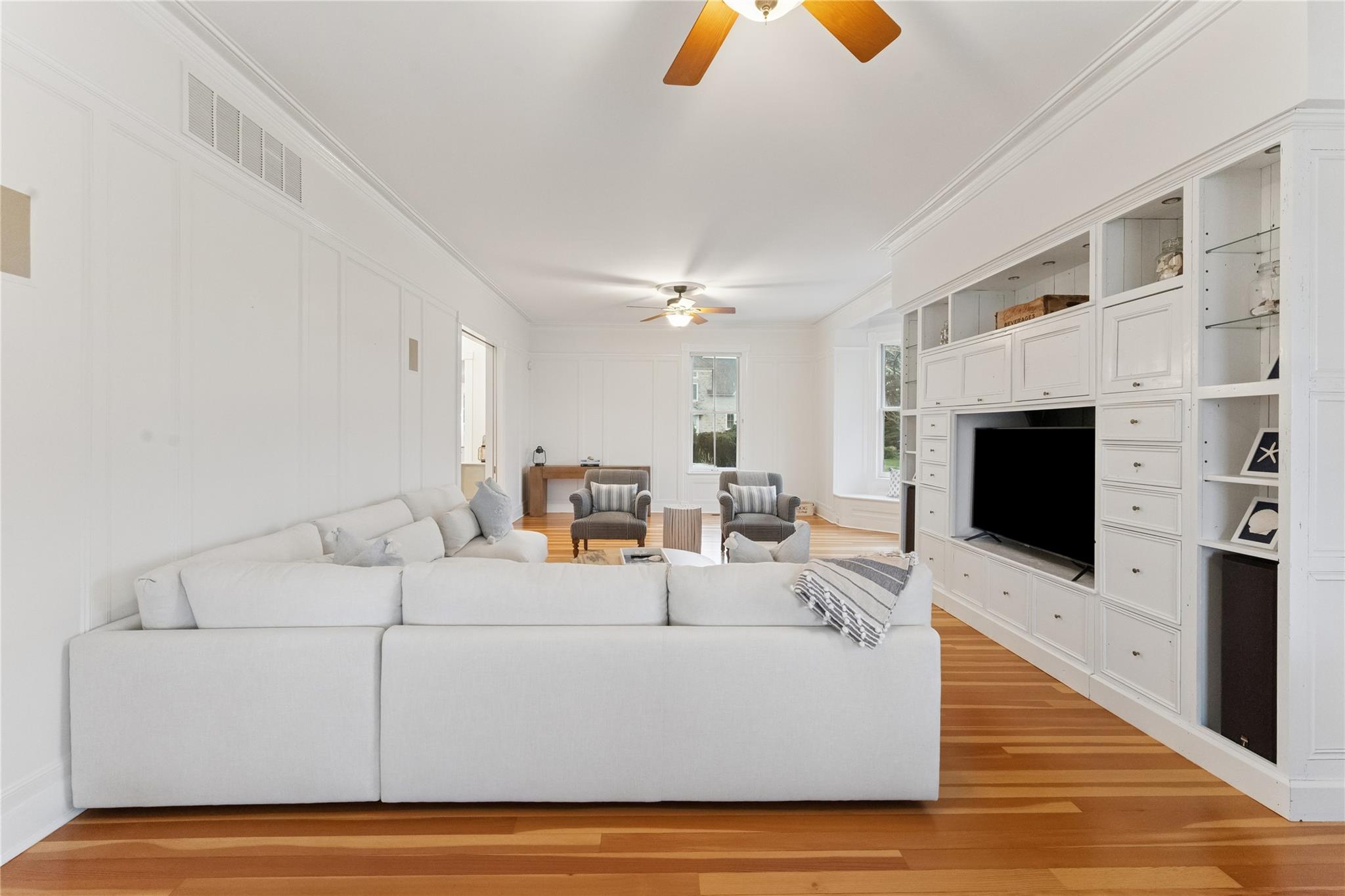 #11 photo, 127 Senix Avenue, サフォーク郡 Center Moriches , NY 11934