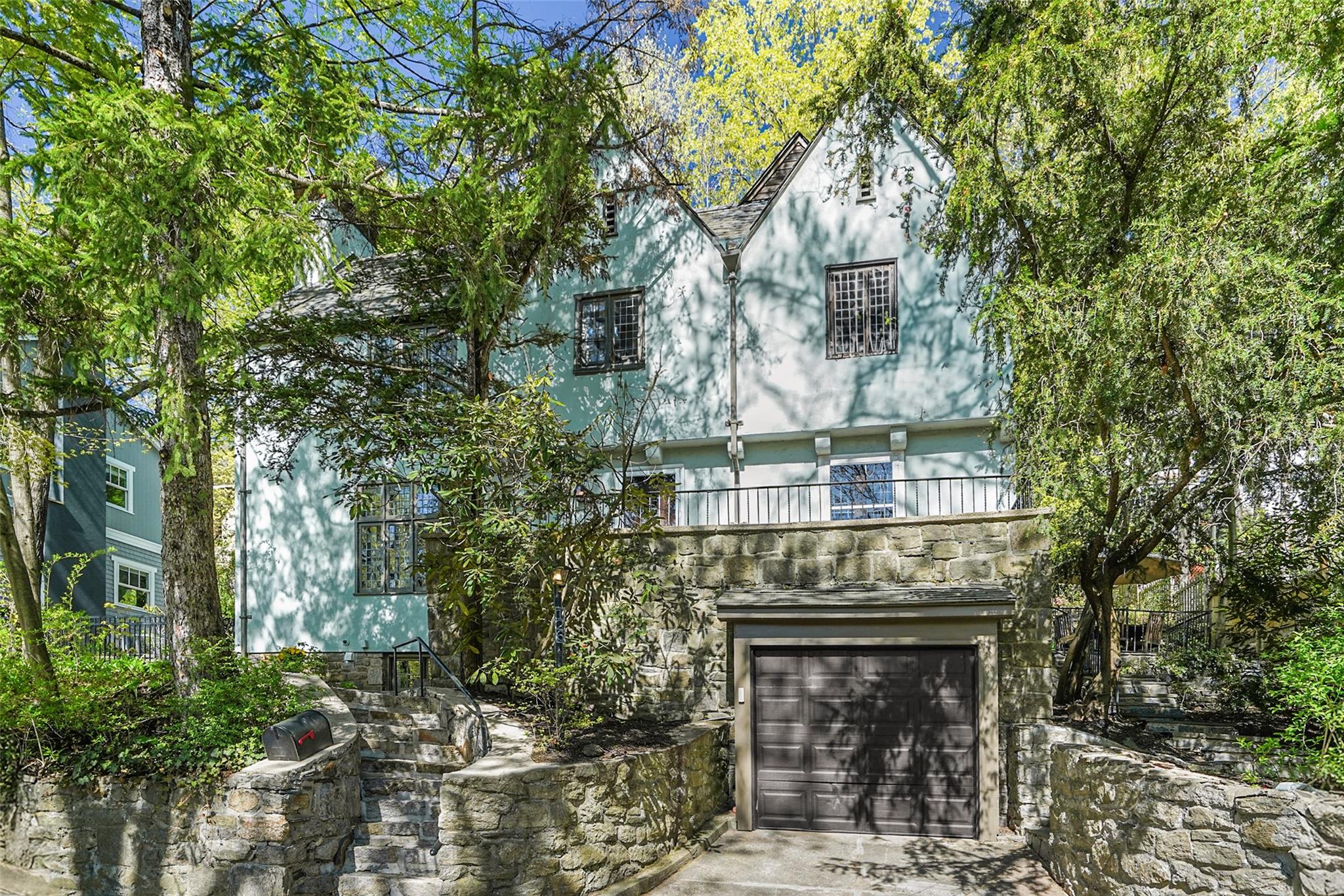 #1 photo, 126 Aqueduct Drive, Scarsdale , NY 10583