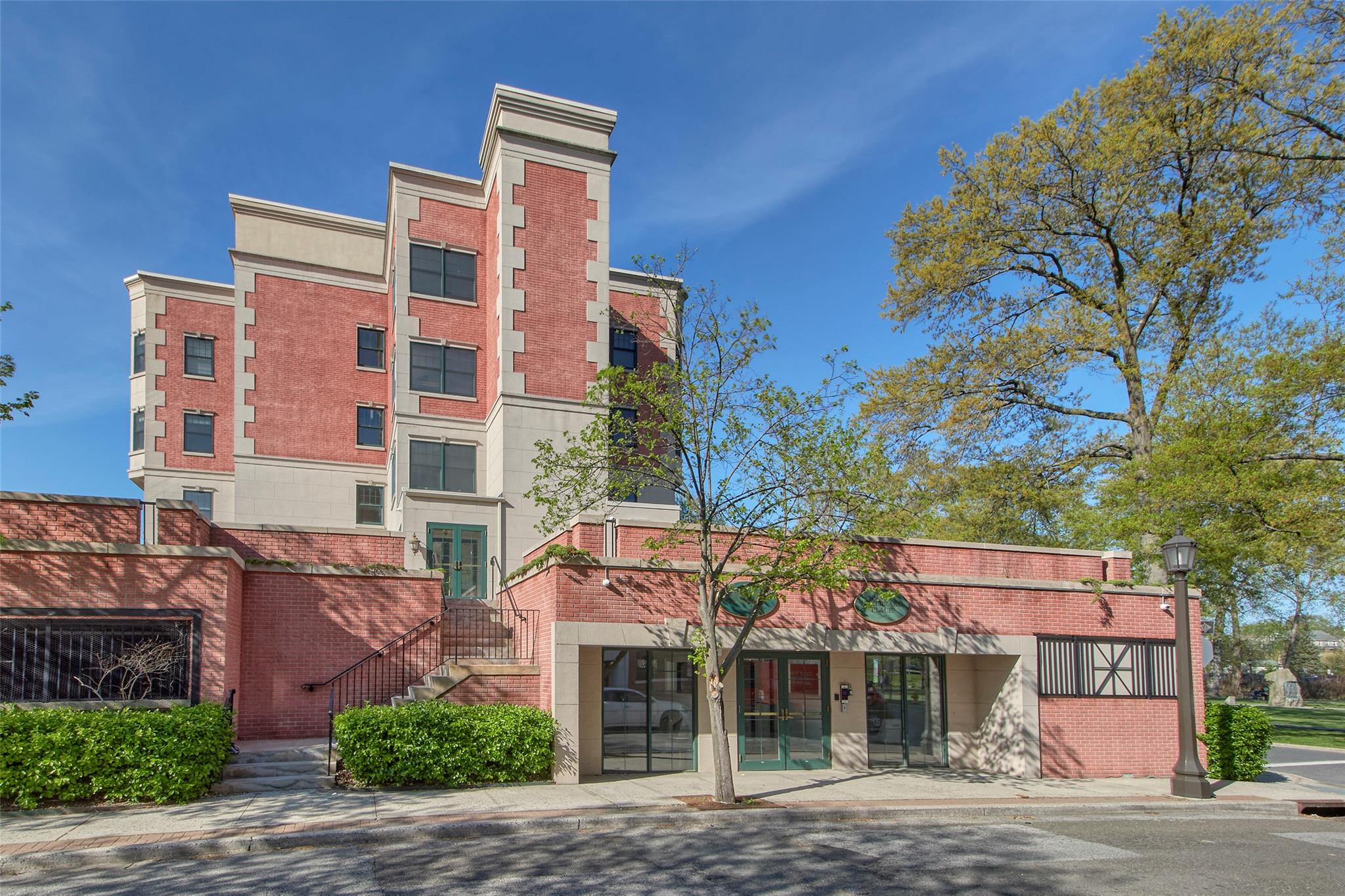 #1 photo, 101 Sheldrake Place, Mamaroneck , NY 10543