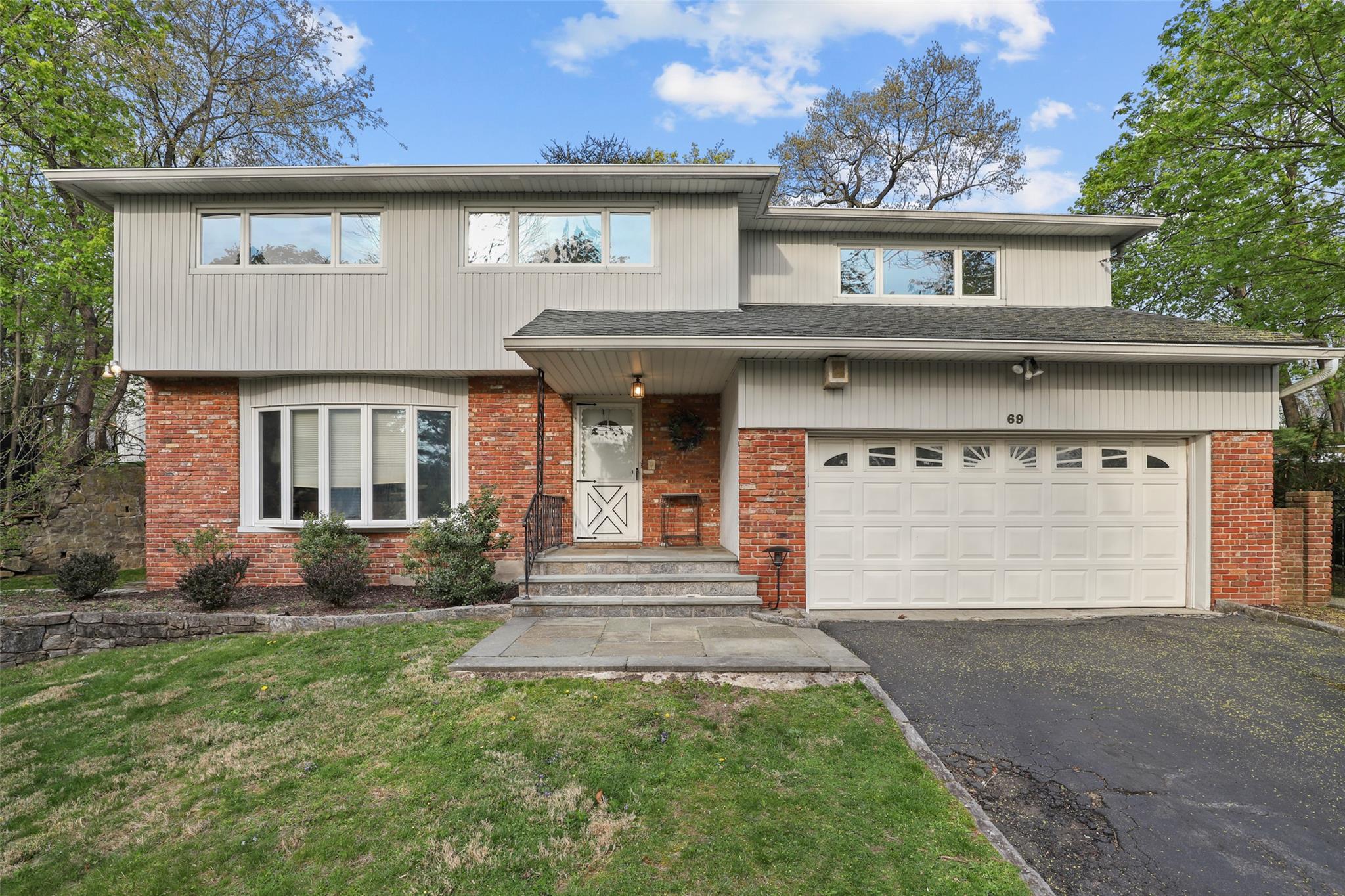 #1 photo, 69 Price Street, Dobbs Ferry , NY 10522