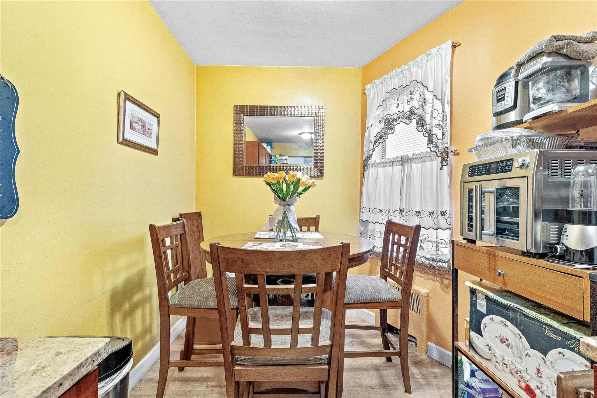 #10 photo, 2080 Barnes Avenue, 布朗士 Bronx , NY 10462