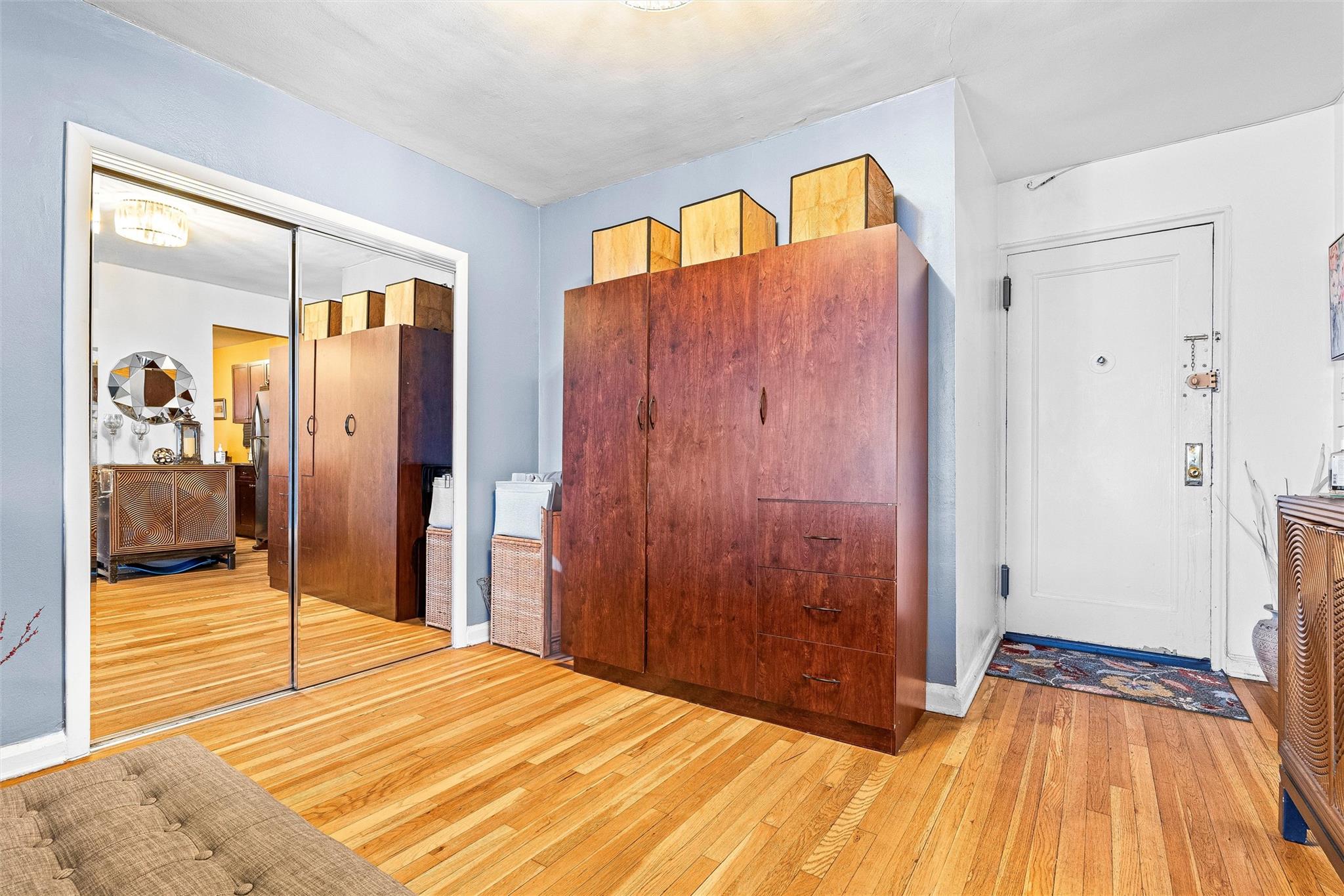 #14 photo, 2080 Barnes Avenue, 布朗士 Bronx , NY 10462