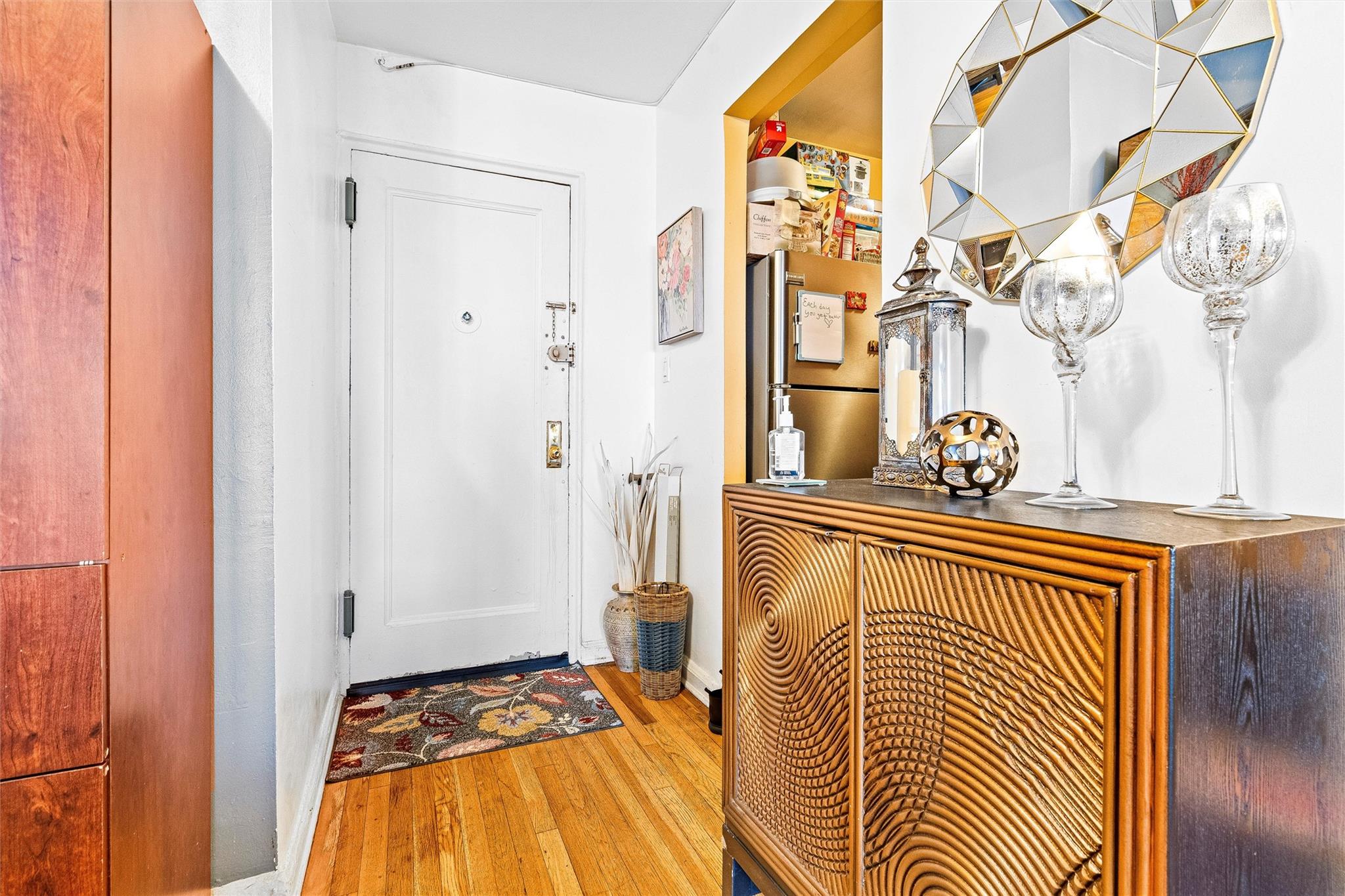 #6 photo, 2080 Barnes Avenue, 布朗士 Bronx , NY 10462