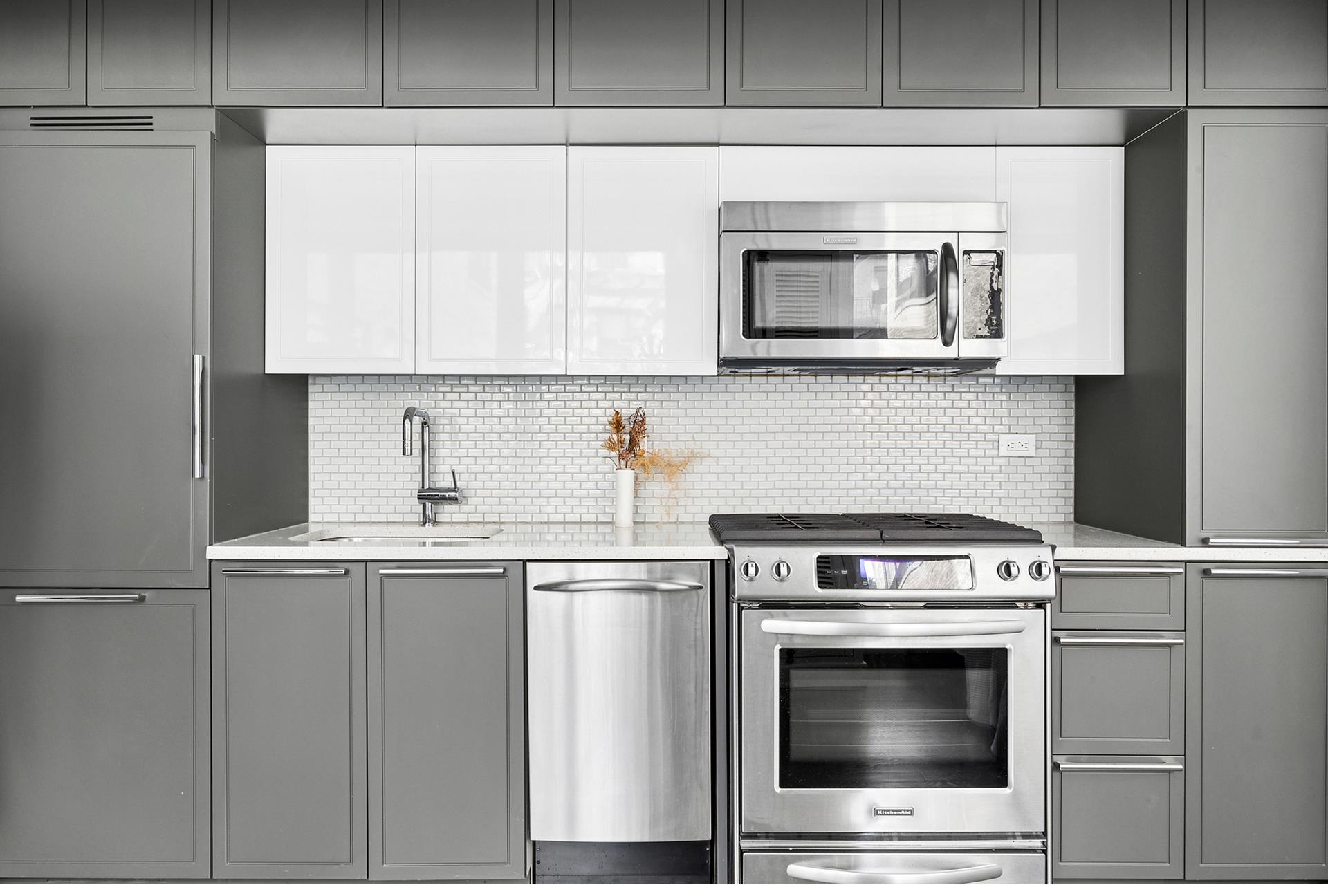 #8 photo, 432 W 52ND Street, マンハッタン Hells Kitchen , NY 10019