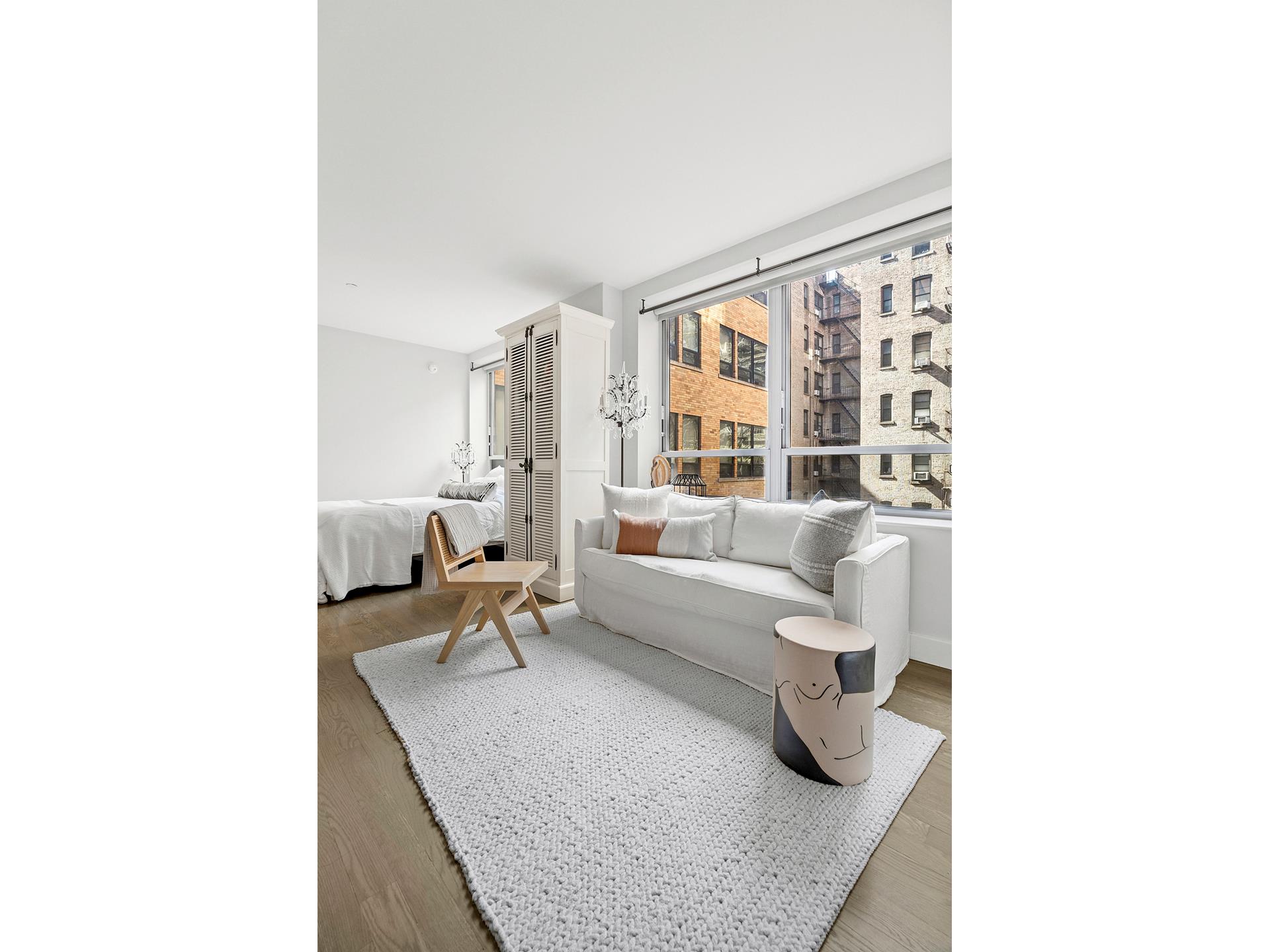 #9 photo, 432 W 52ND Street, マンハッタン Hells Kitchen , NY 10019