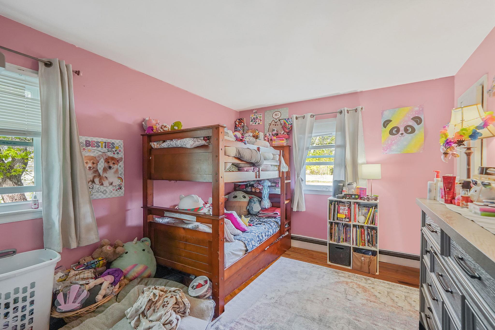 #18 photo, 210 Oakdale Bohemia Road, সাফোক কাউন্টি Bohemia , NY 11716