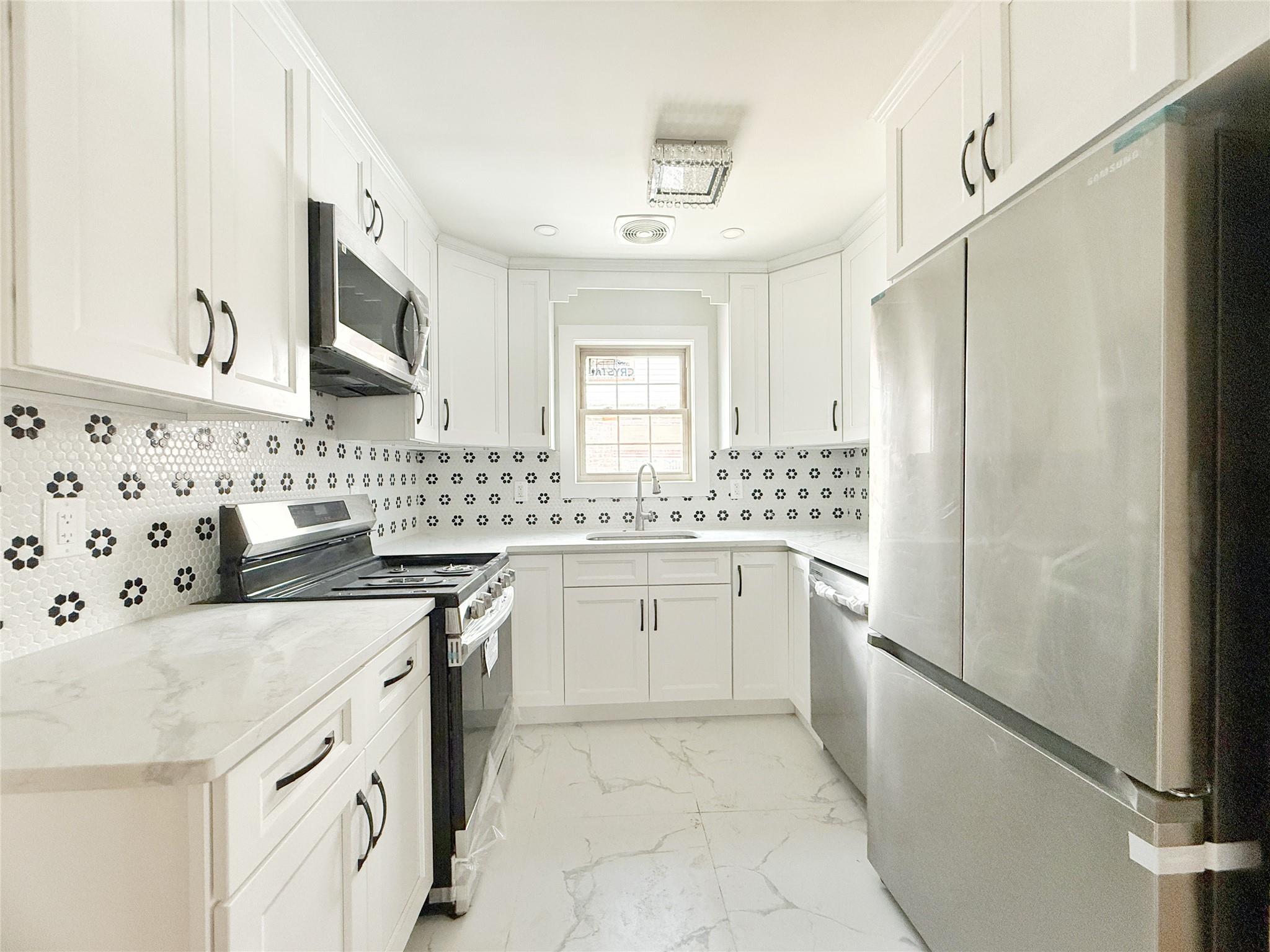 #13 photo, 103-22 104th Street, Ozone Park , NY 11417