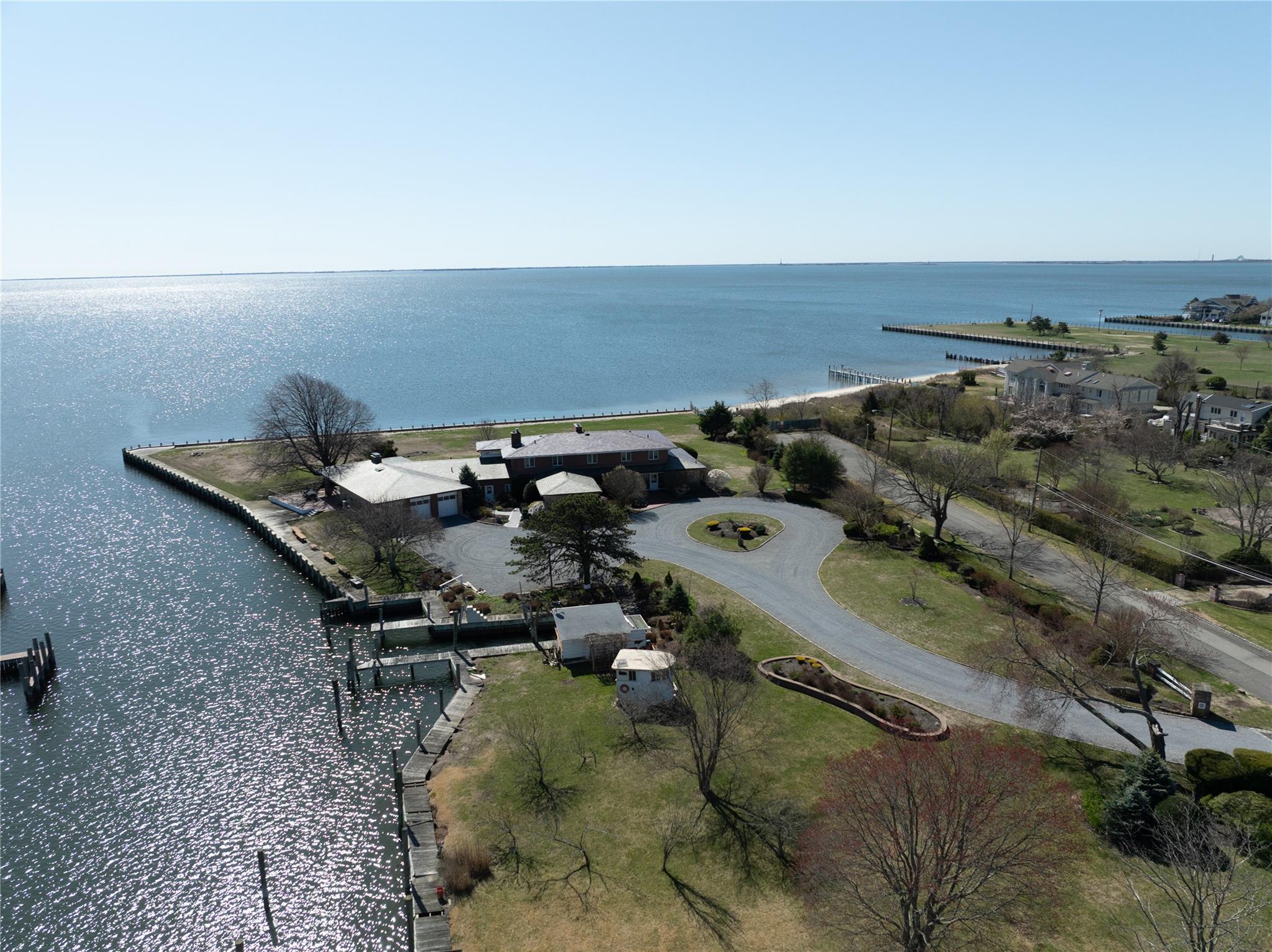 #10 photo, 101 West Lane, Bay Shore , NY 11706