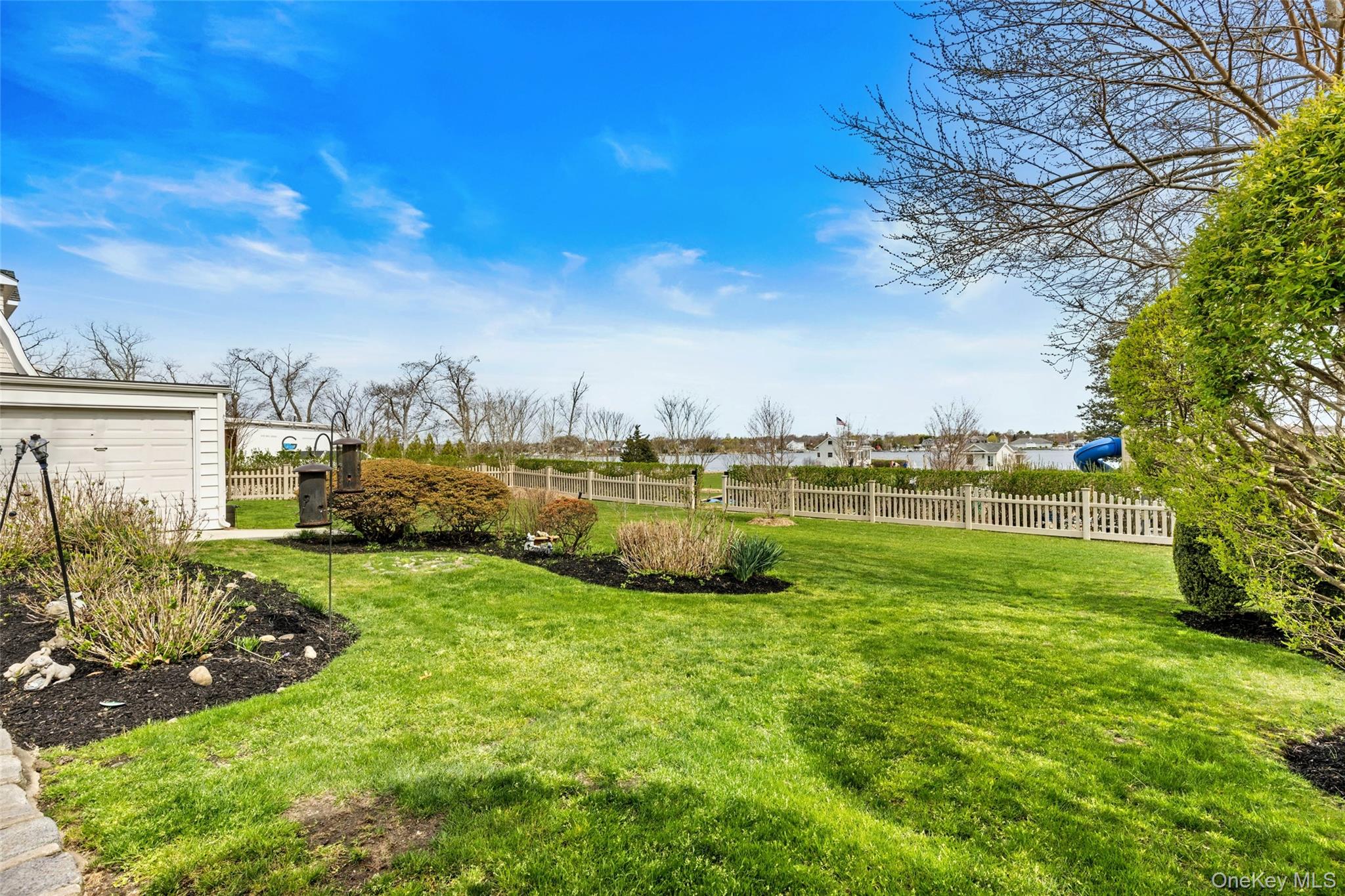 #19 photo, 373 Great River Road, サフォーク郡 Great River , NY 11739