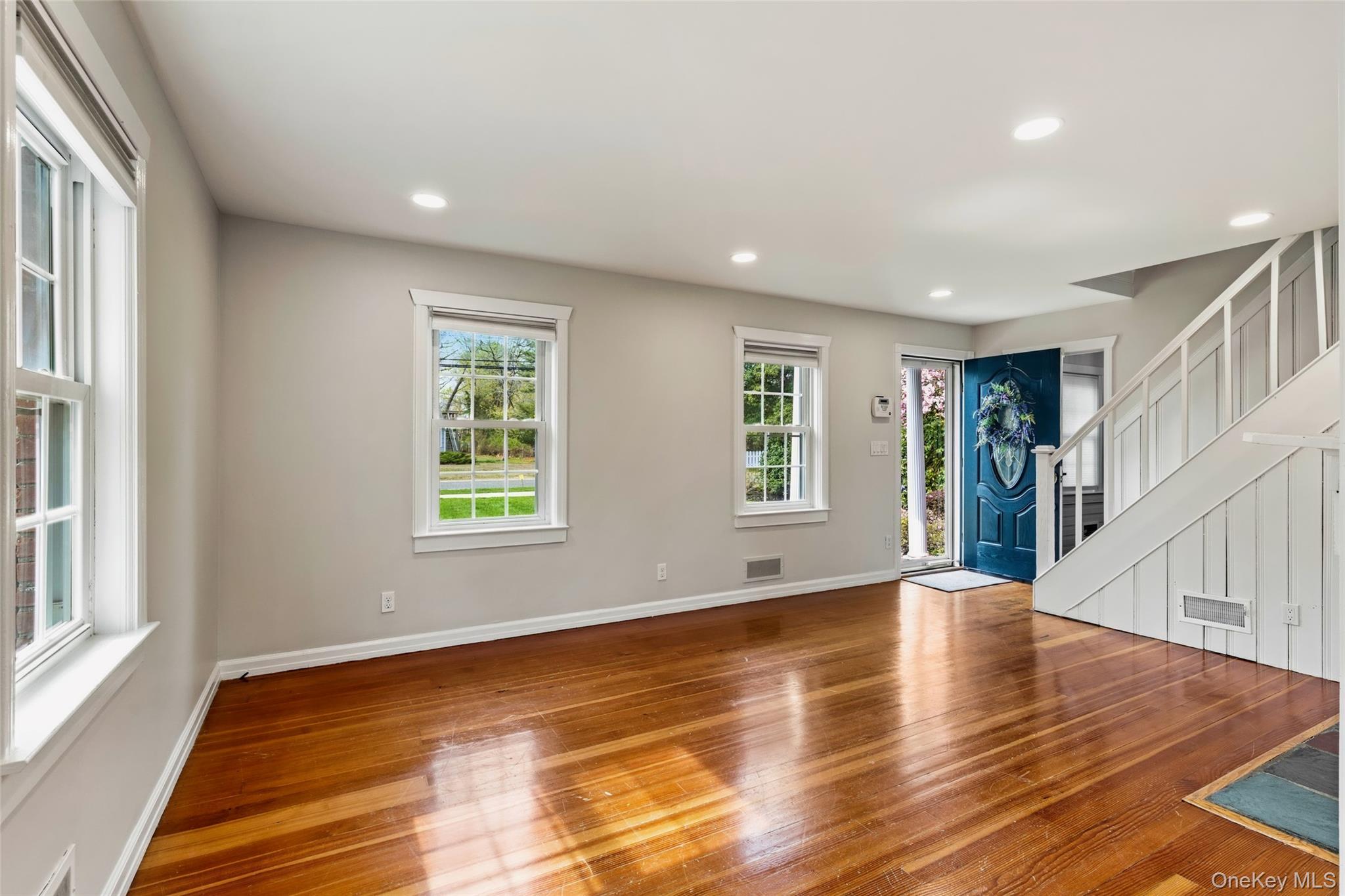 #2 photo, 373 Great River Road, サフォーク郡 Great River , NY 11739