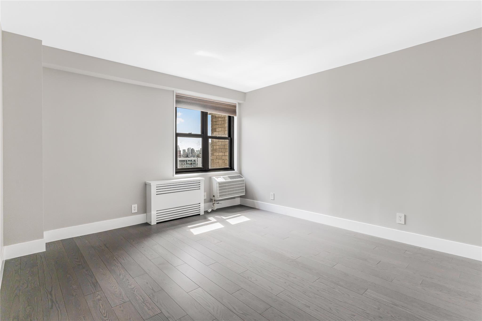 #8 photo, 175 W 95 Street, マンハッタン New York (Manhattan) , NY 10025