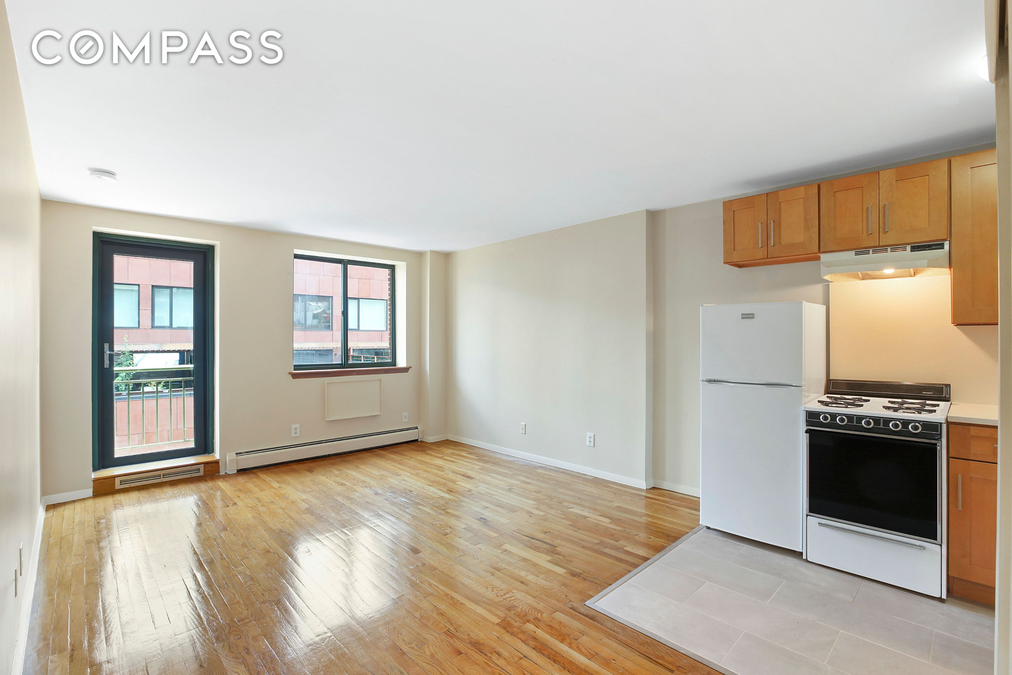 #1 photo, 325 W 51st Street, Hell's Kitchen , NY 10019
