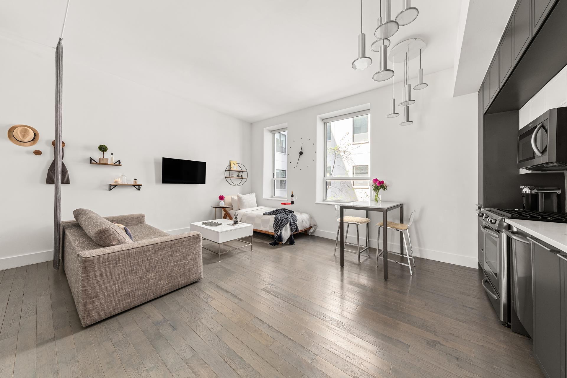 #5 photo, 416 W 52ND Street, マンハッタン Hells Kitchen , NY 10019