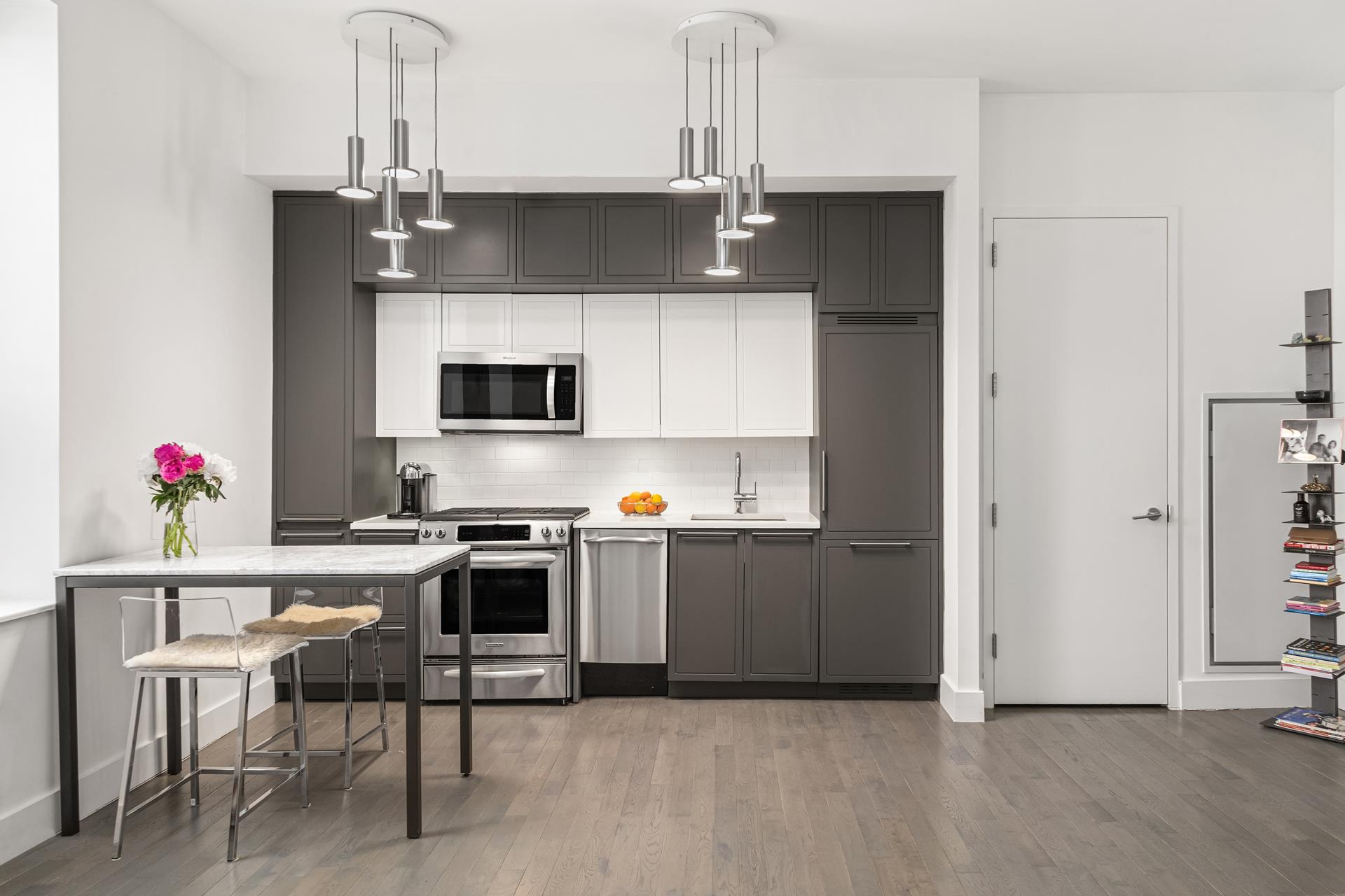 #6 photo, 416 W 52ND Street, マンハッタン Hells Kitchen , NY 10019