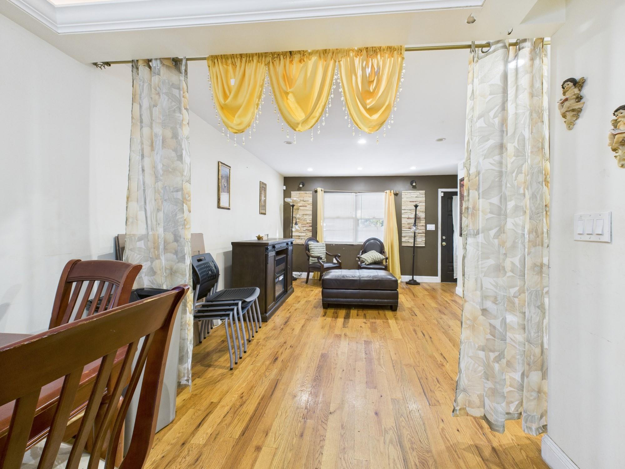 #16 photo, 1255 E 223rd Street, ブロンクス区 Bronx , NY 10466