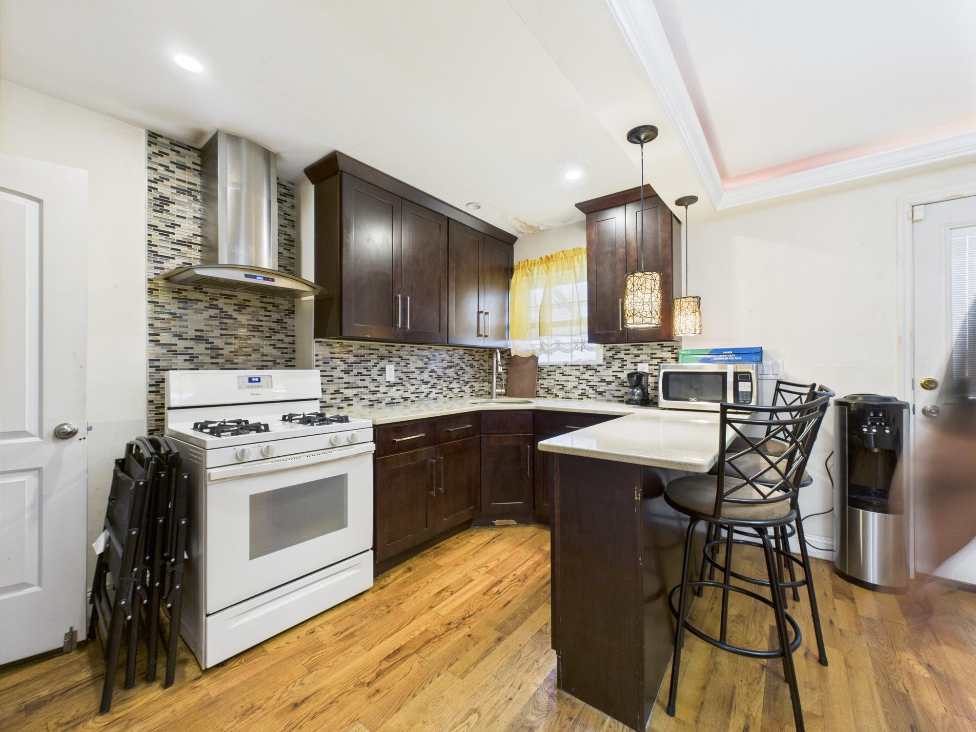 #7 photo, 1255 E 223rd Street, ブロンクス区 Bronx , NY 10466