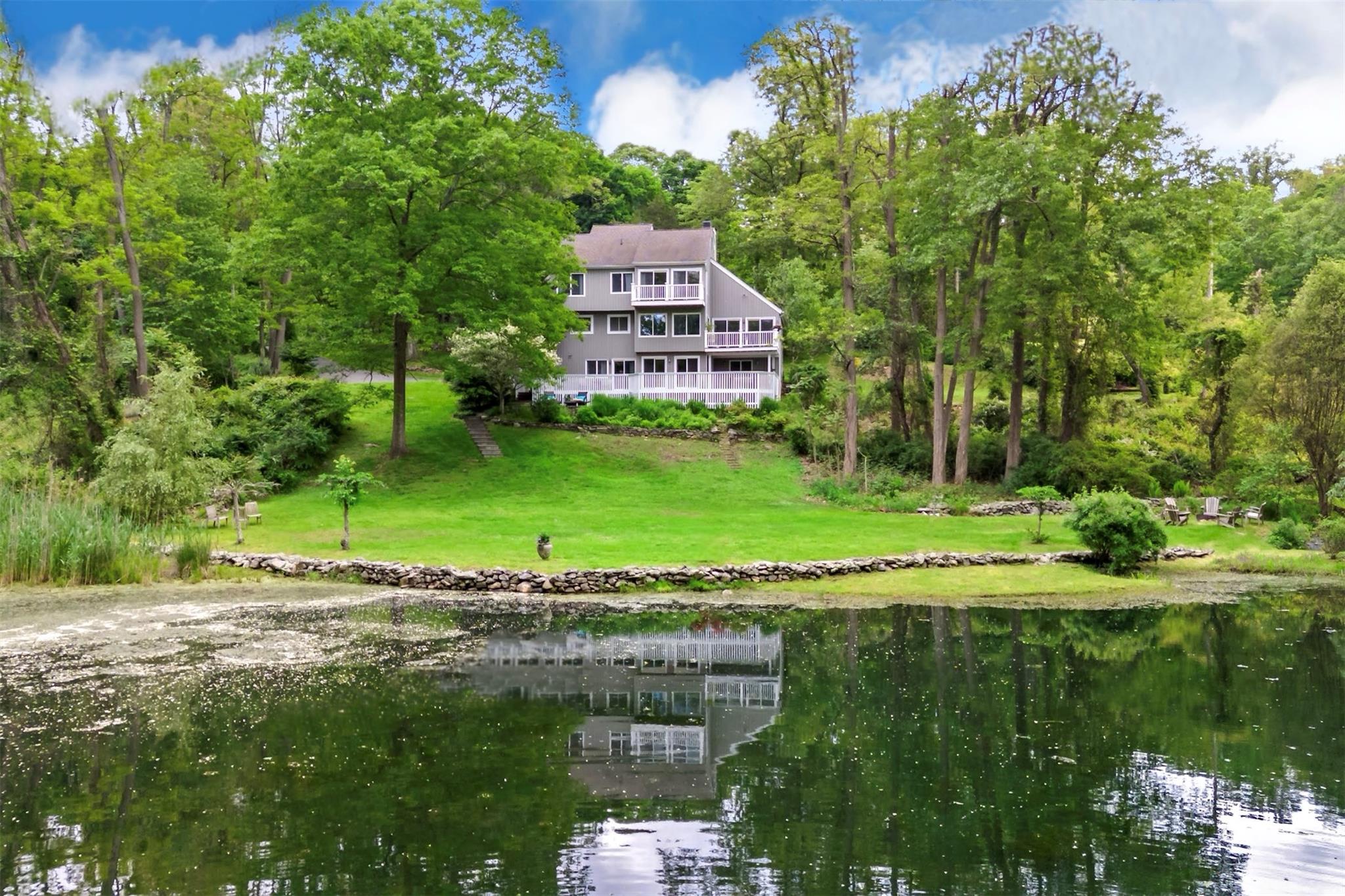 #1 photo, 72 Linden Lane, Bedford Corners , NY 10549