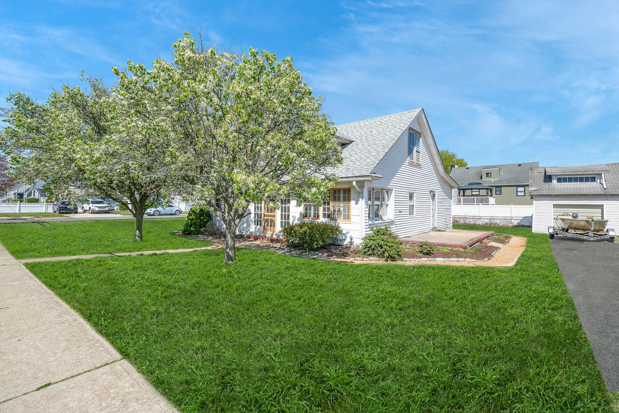 #1 photo, 265 Roosevelt Avenue, নাসাউ কাউন্টি Freeport , NY 11520