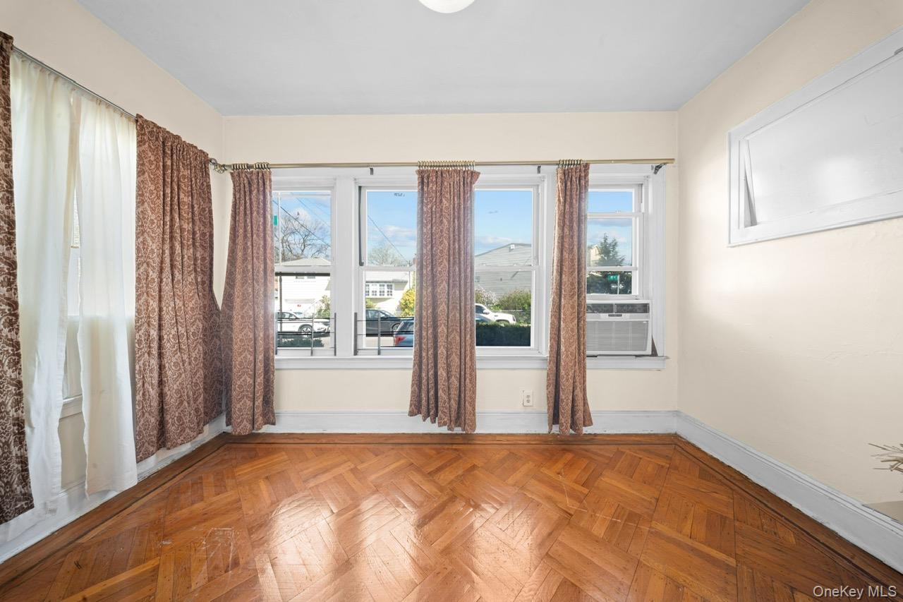 #5 photo, 8302 97th Avenue, Ozone Park , NY 11416