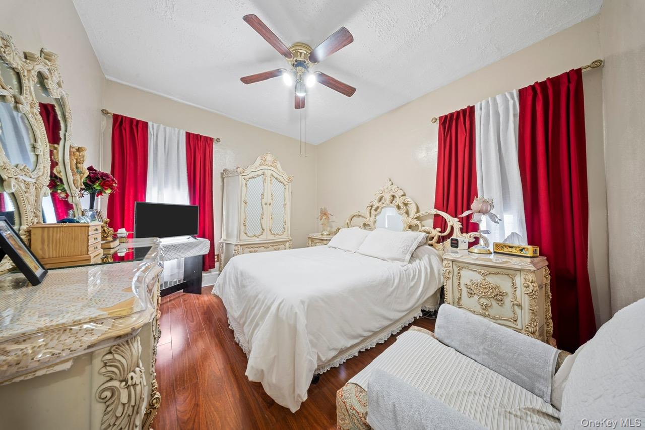 #9 photo, 8302 97th Avenue, Ozone Park , NY 11416