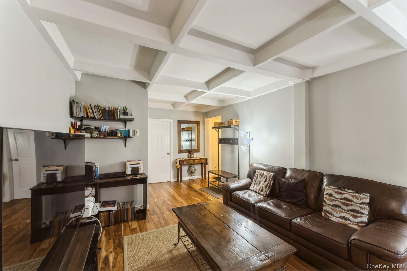 #2 photo, 149-32 Union Turnpike, クイーンズ区 Briarwood , NY 11367