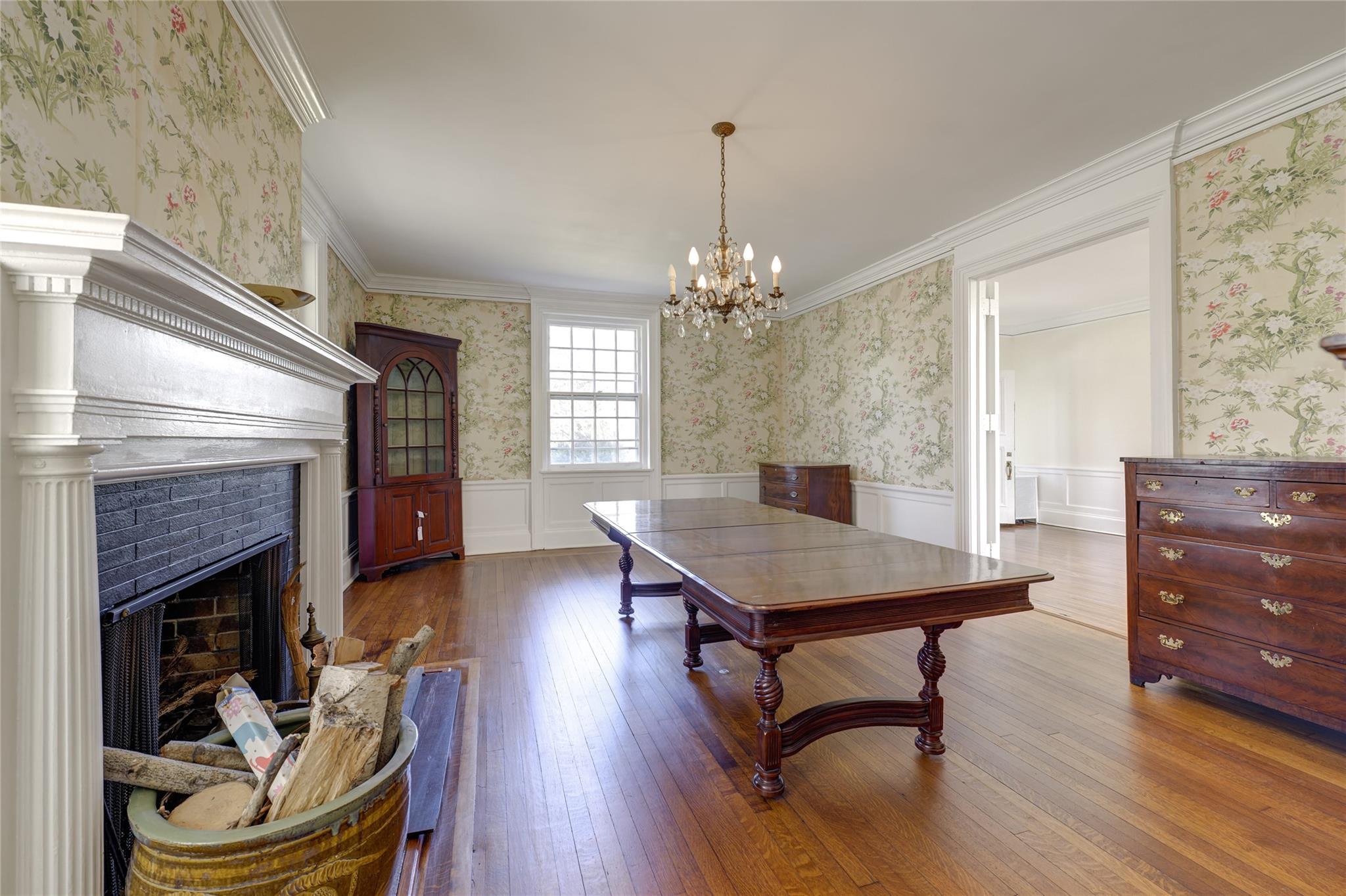 #18 photo, 44 North Drive, Manhasset , NY 11030