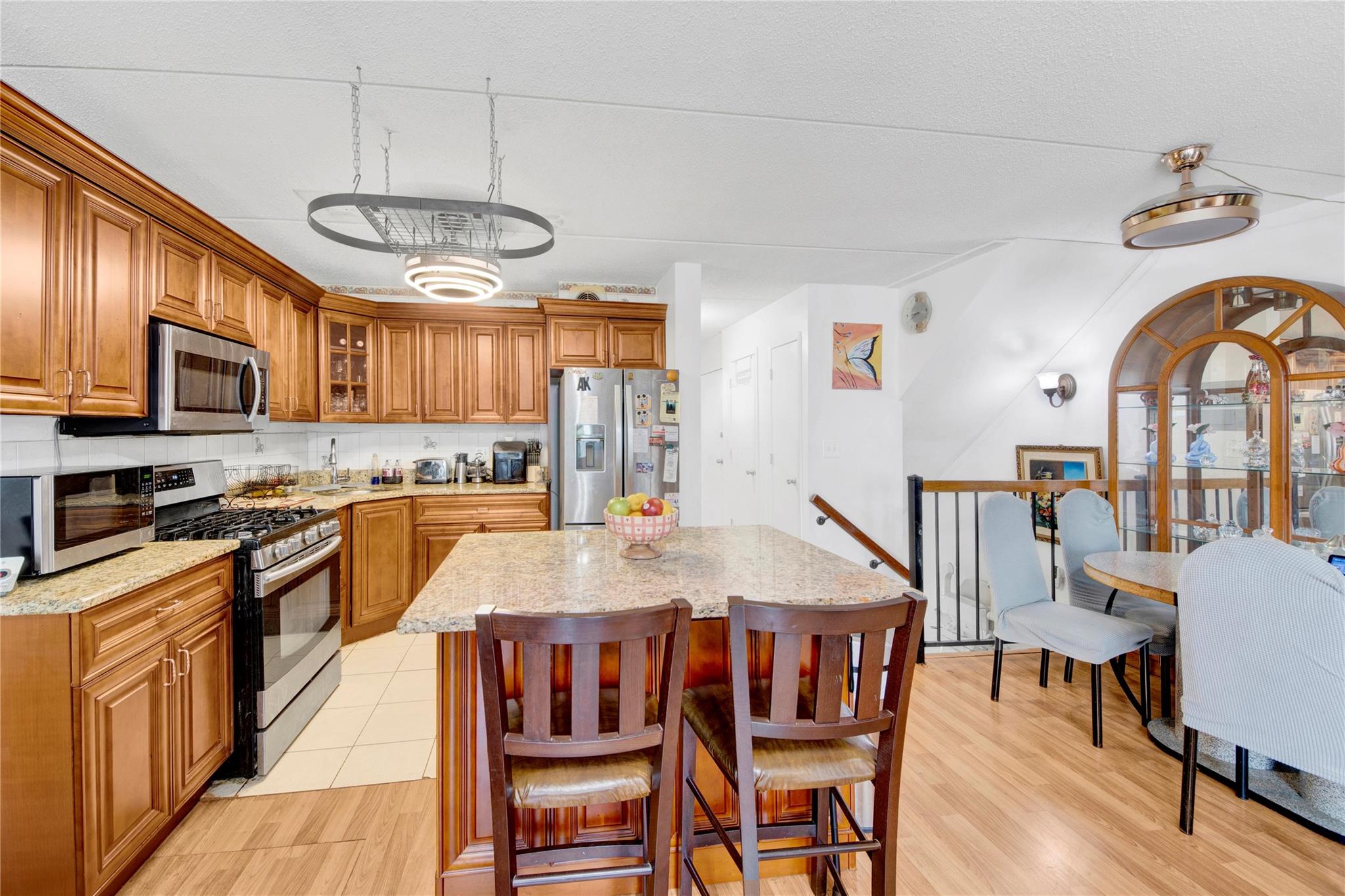 #15 photo, 643 Underhill Avenue, Bronx , NY 10473