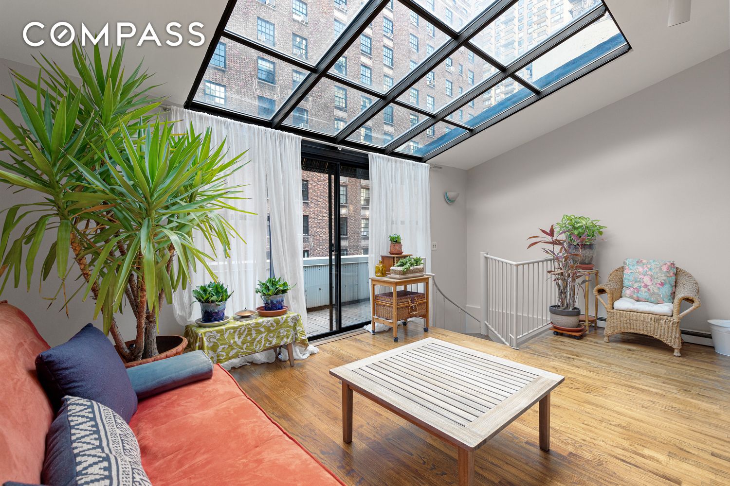 #11 photo, 161 W 71st Street, マンハッタン Upper West Side , NY 10023