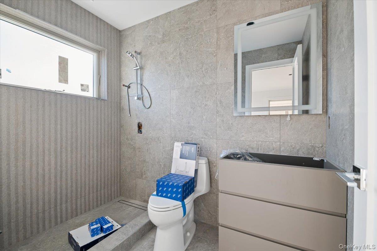 #16 photo, 56 Oregon Street, ナッソー郡 Long Beach , NY 11561