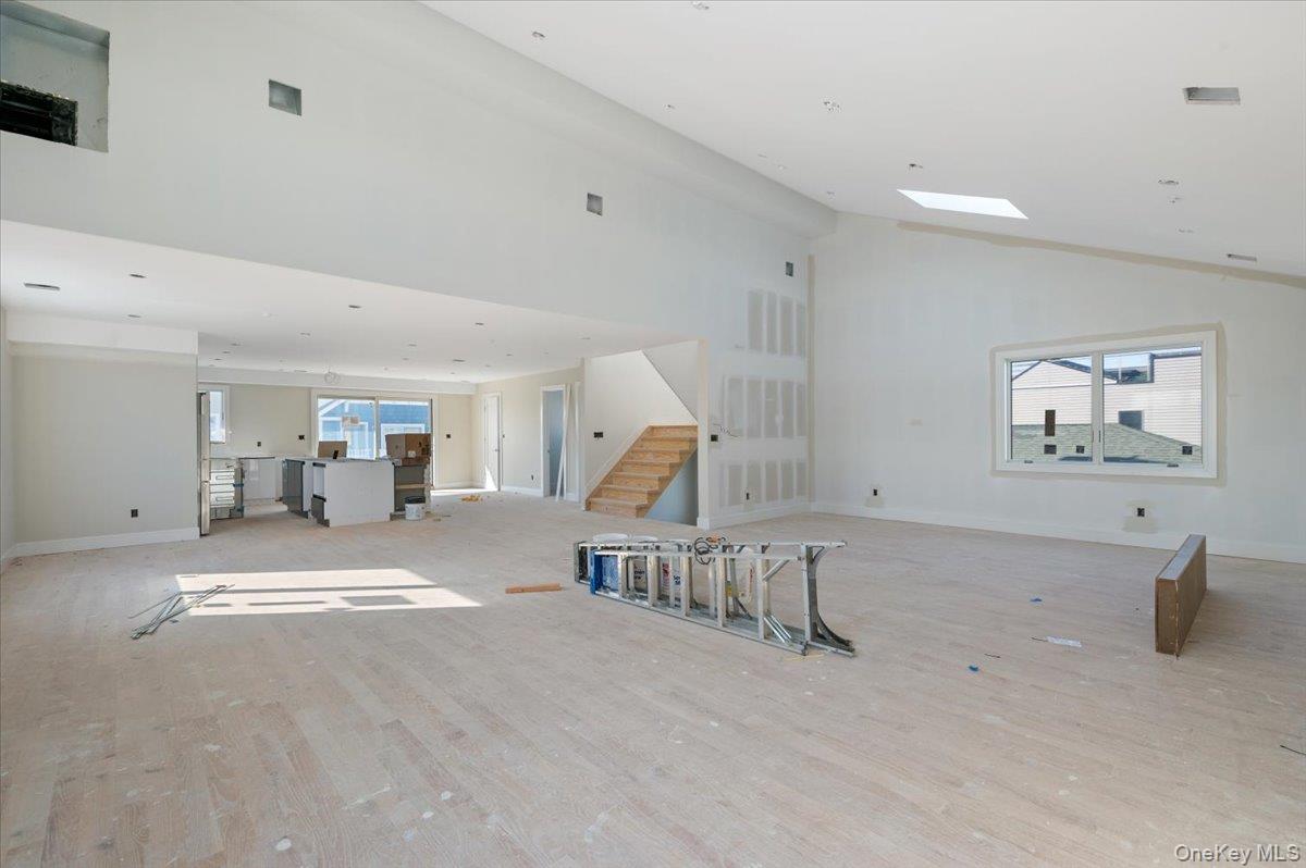 #4 photo, 56 Oregon Street, ナッソー郡 Long Beach , NY 11561