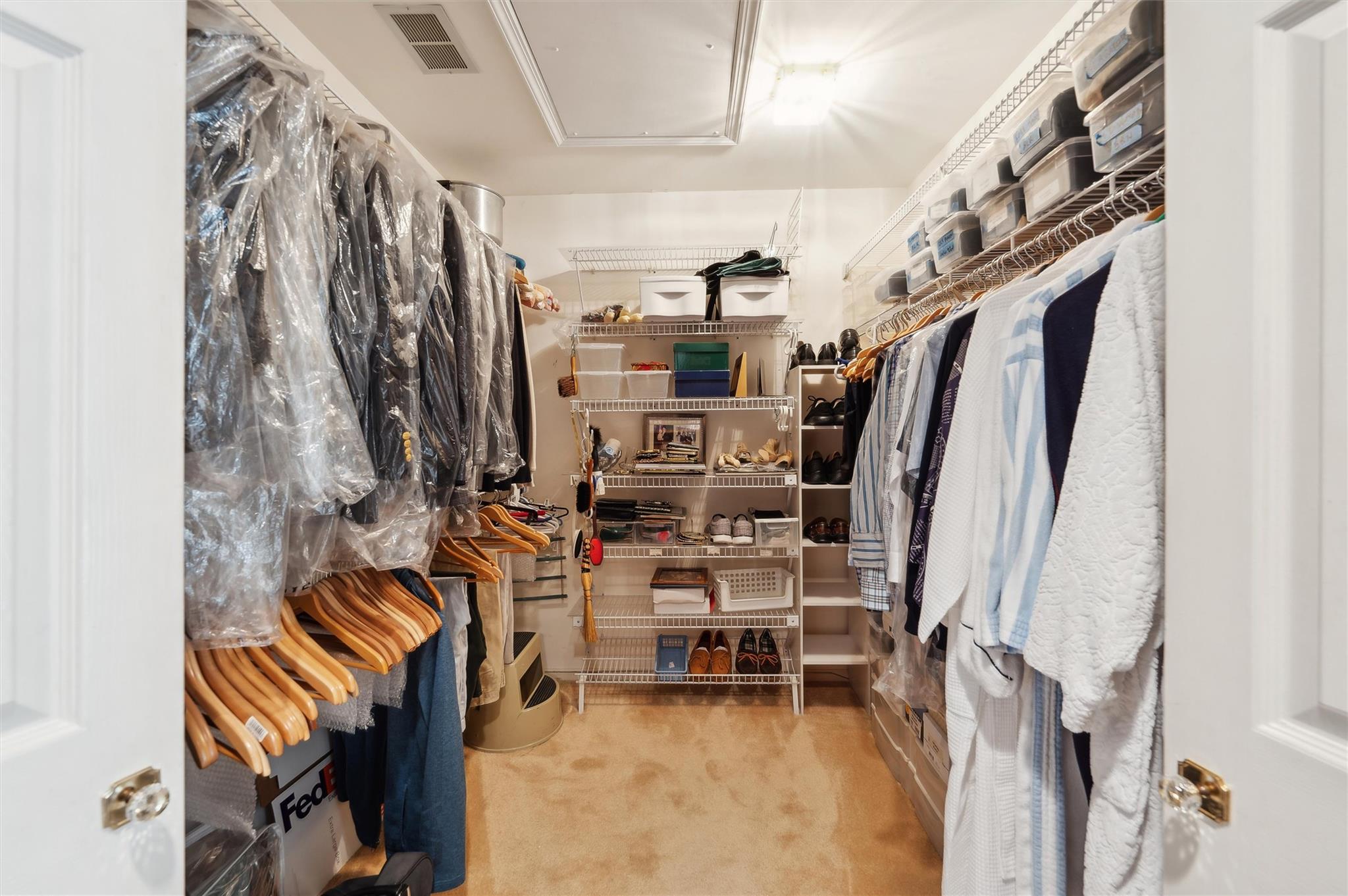 #18 photo, 520 Hampton Road, サフォーク郡 Southampton , NY 11968