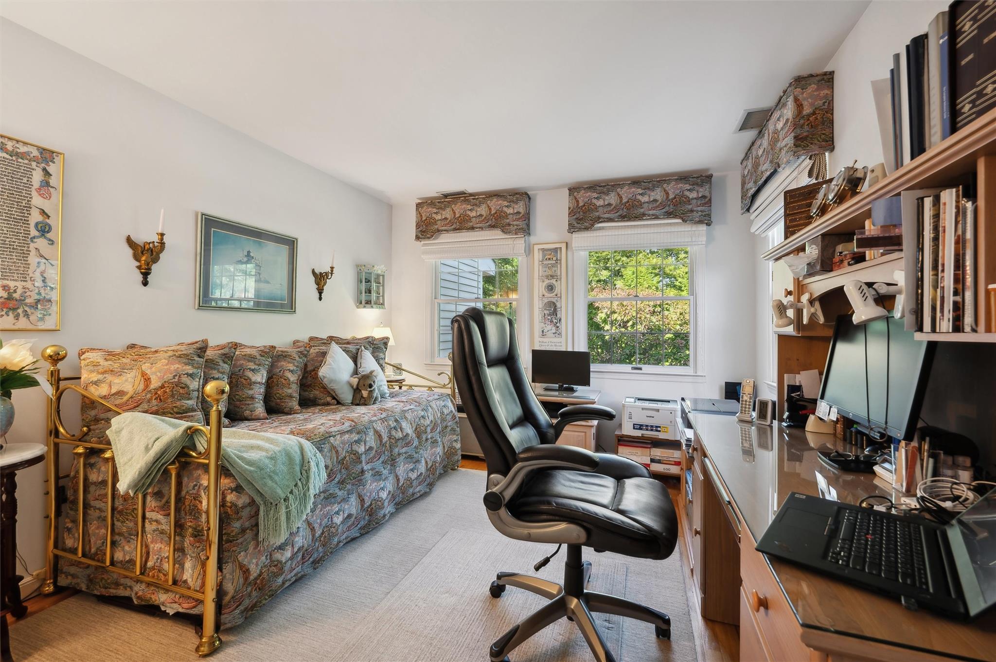 #20 photo, 520 Hampton Road, サフォーク郡 Southampton , NY 11968