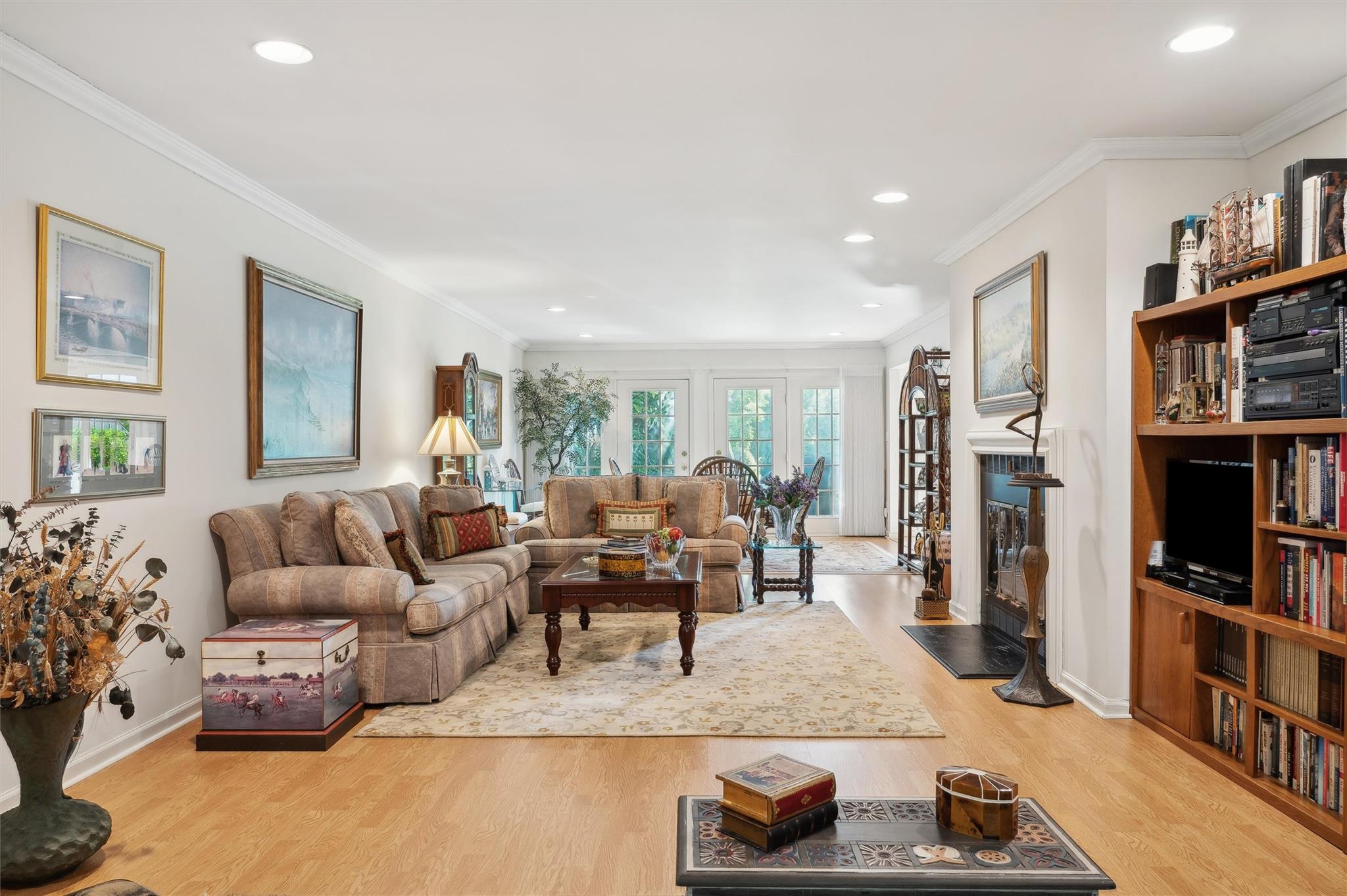 #5 photo, 520 Hampton Road, サフォーク郡 Southampton , NY 11968