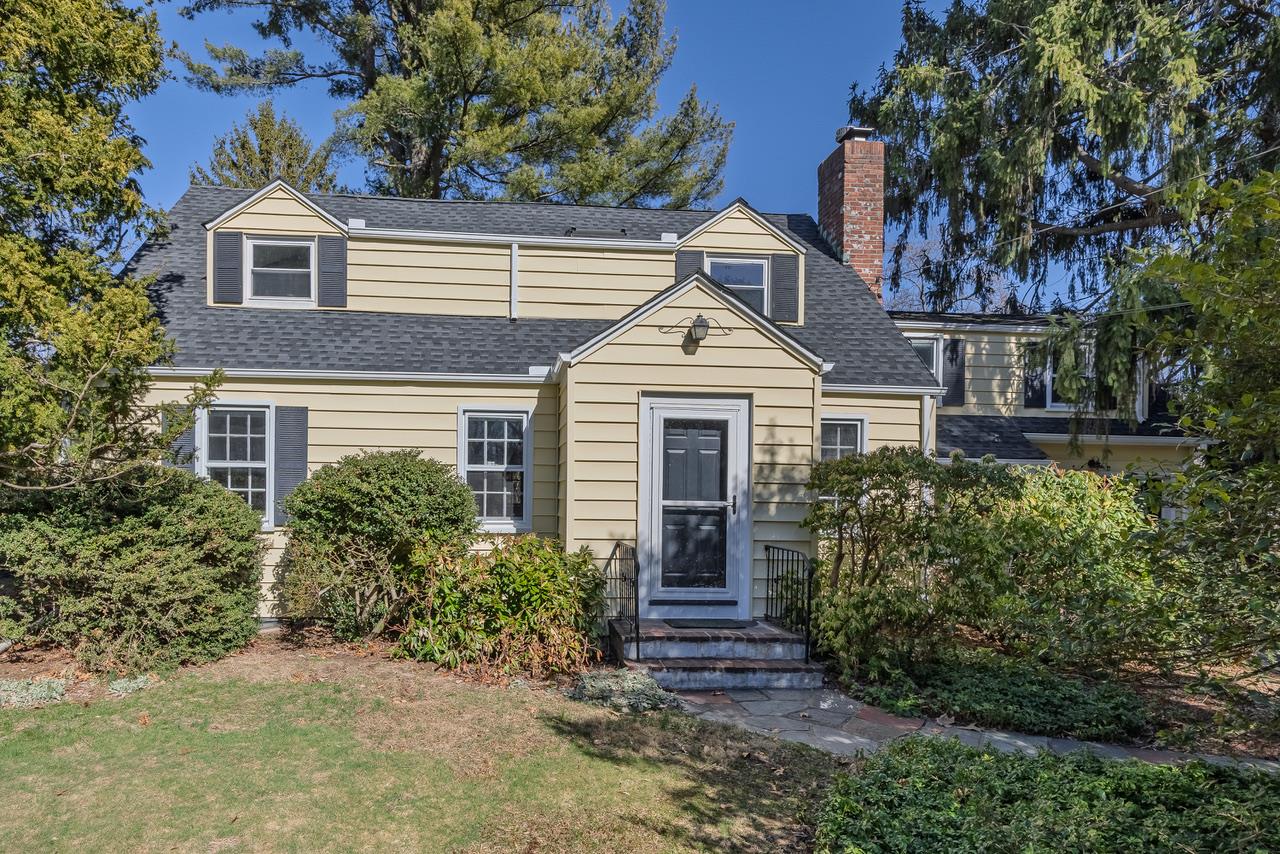 #1 photo, 17 Dogwood Drive, Stony Brook , NY 11790