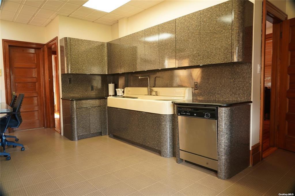 #11 photo, 3 Beech Court Circle, クイーンズ区 College Point , NY 11356