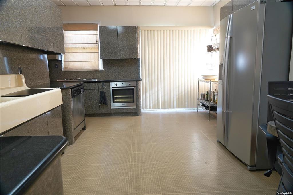 #13 photo, 3 Beech Court Circle, クイーンズ区 College Point , NY 11356