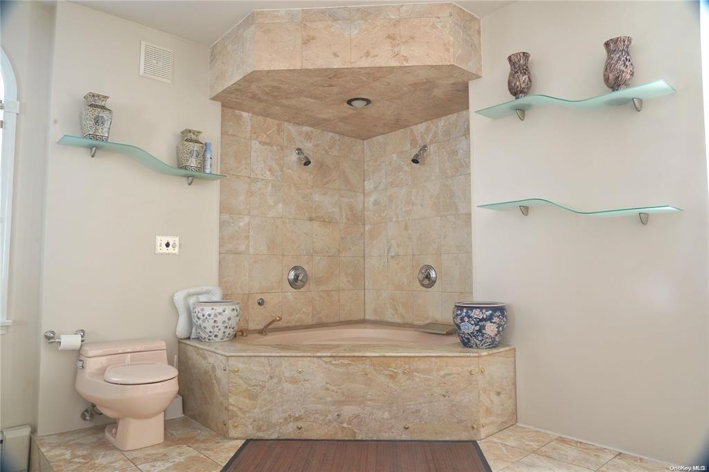 #20 photo, 3 Beech Court Circle, クイーンズ区 College Point , NY 11356