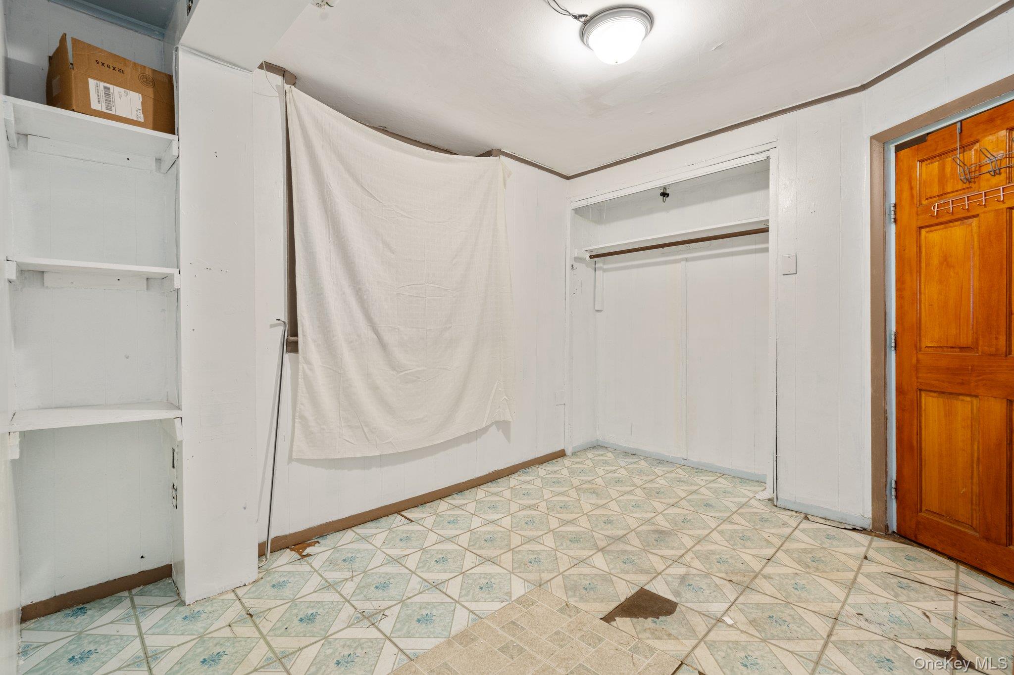 #7 photo, 100-30 Martense Avenue, クイーンズ区 Corona , NY 11368